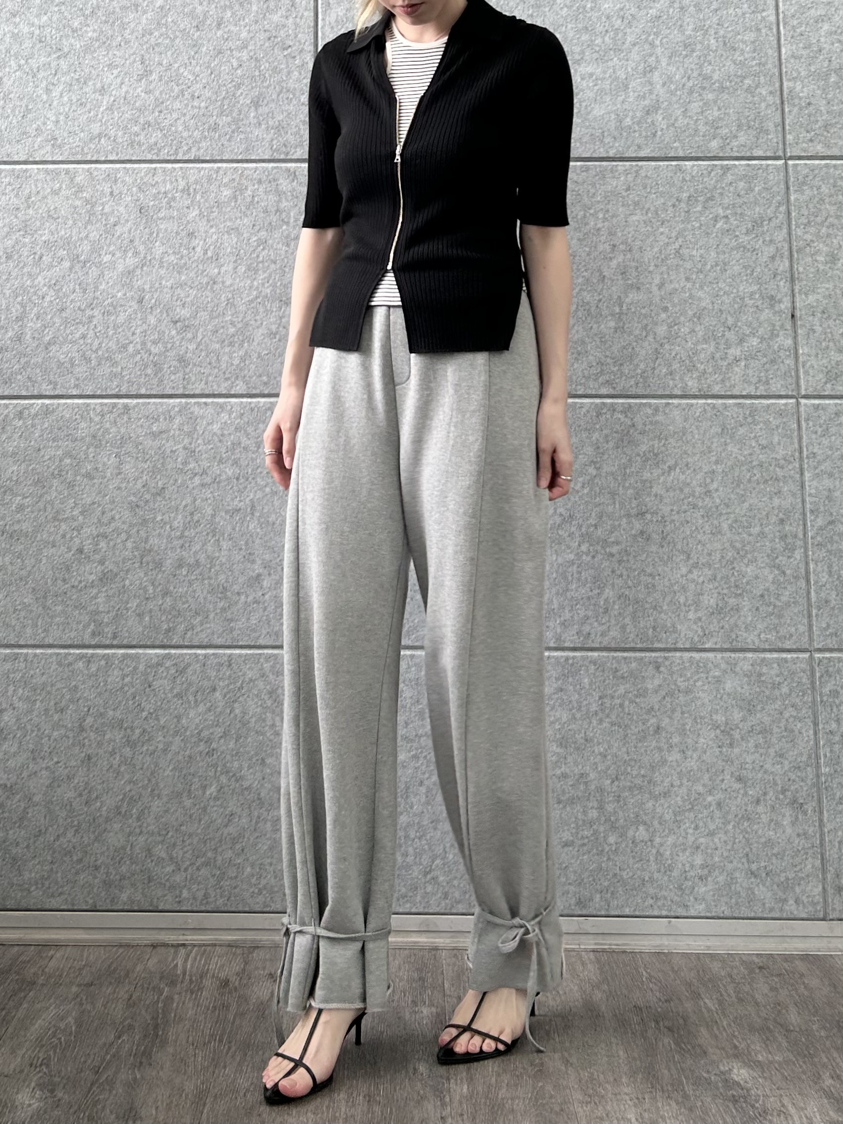 honoka Aさんの「CODE A｜rib zip cardigan」を使ったコーディネート