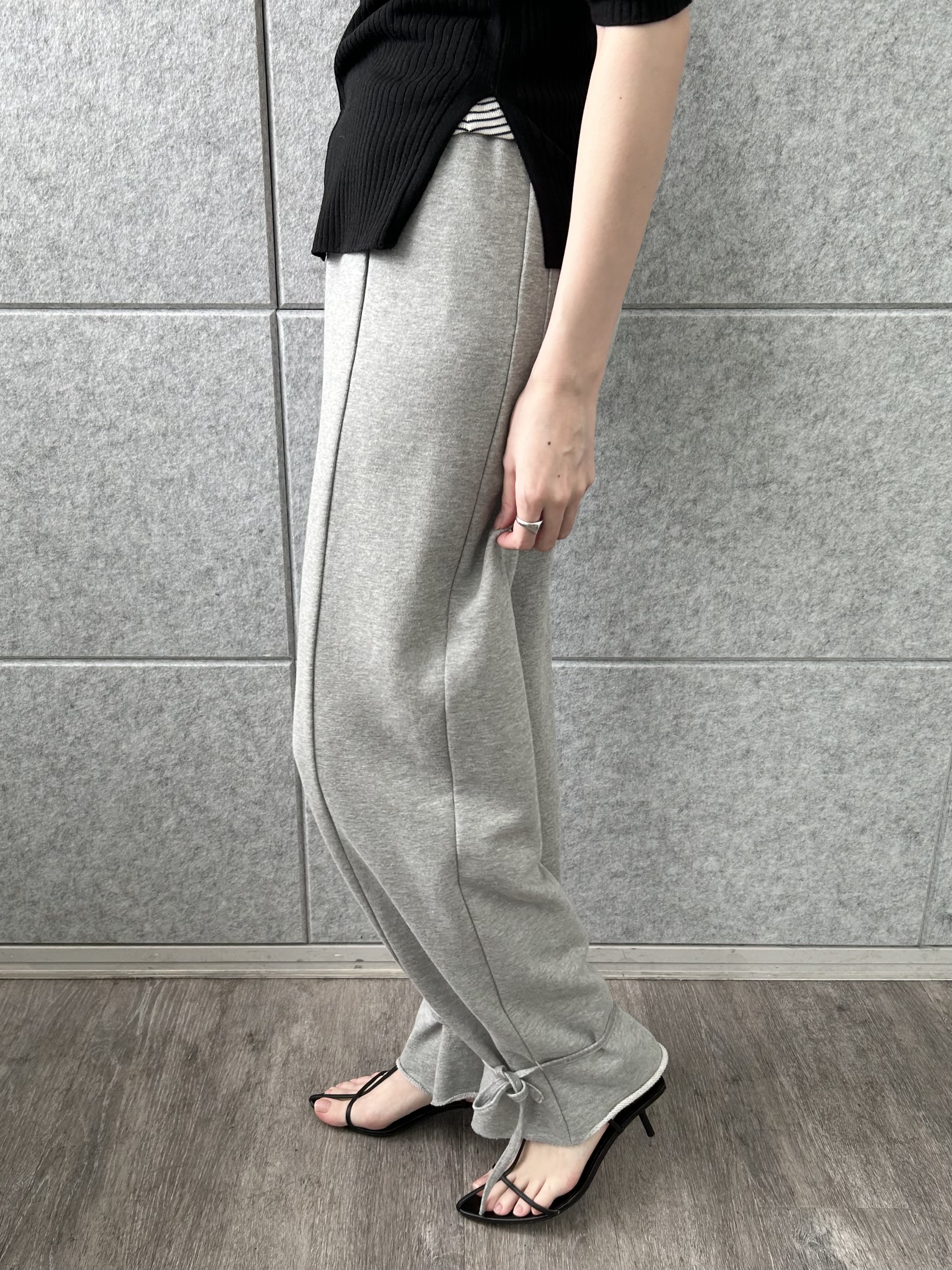 honoka Aさんの「CODE A｜rib zip cardigan」を使ったコーディネート