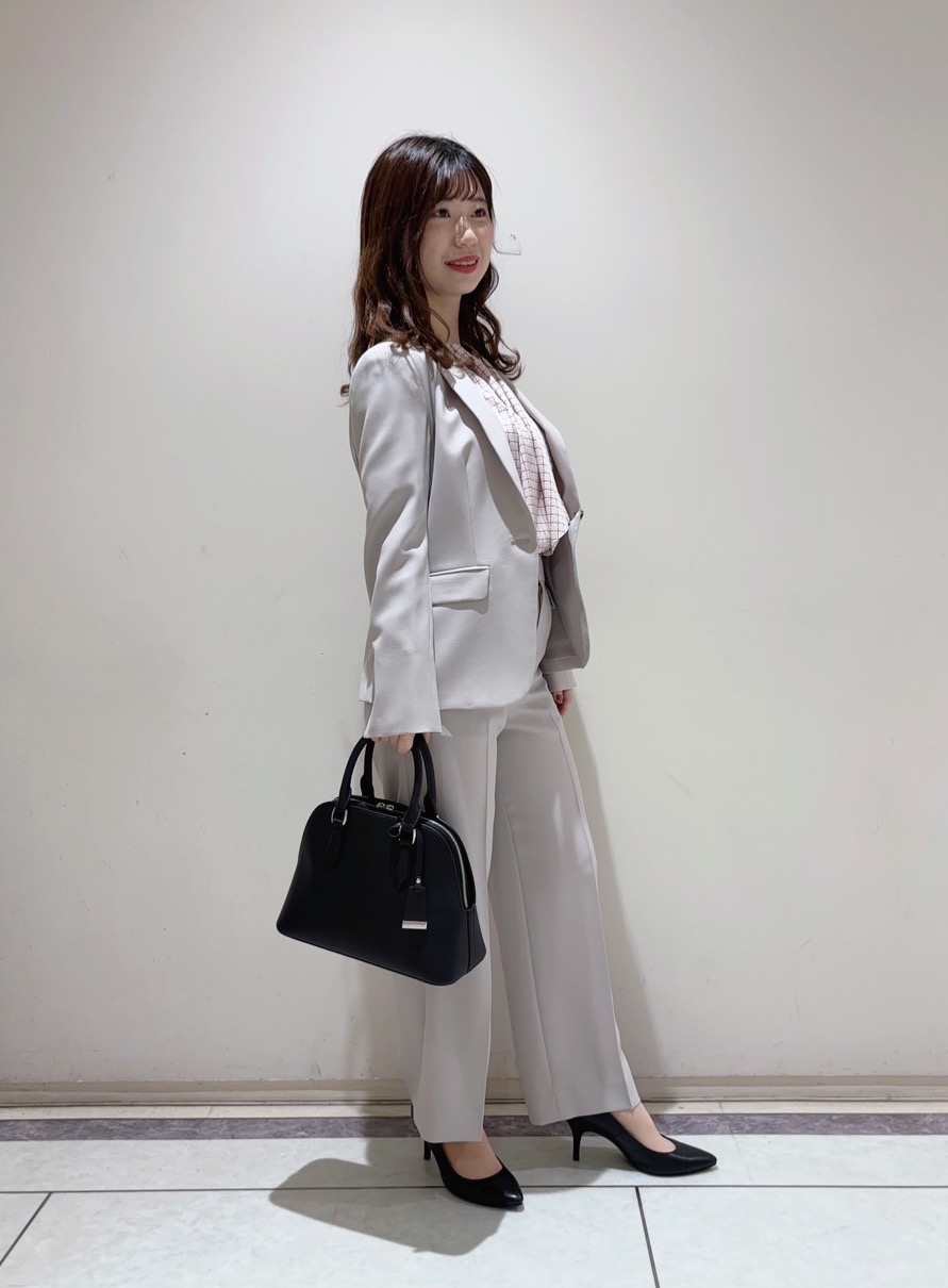 ユナさんの「UNTITLED｜【セットアップ可/UV/接触冷感】エアリーテーラードジャケット」を使ったコーディネート