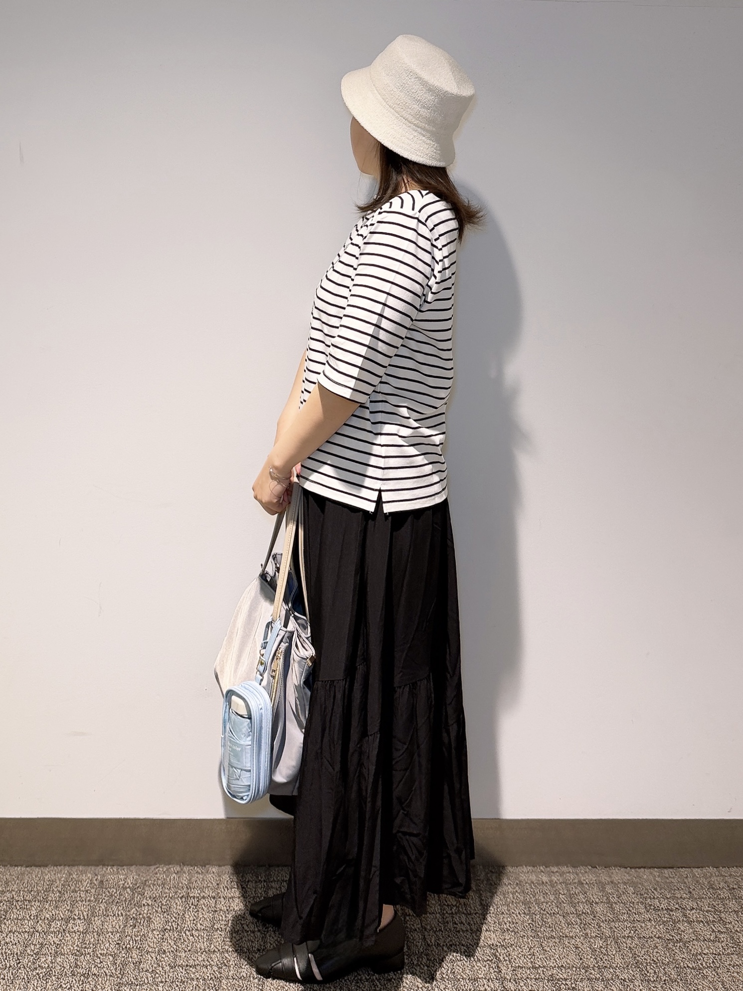 みーさんの「grove｜【二の腕カバー/すっきり見え・抗菌防臭/UVカット】きちんと素材のボートネックTシャツ」を使ったコーディネート