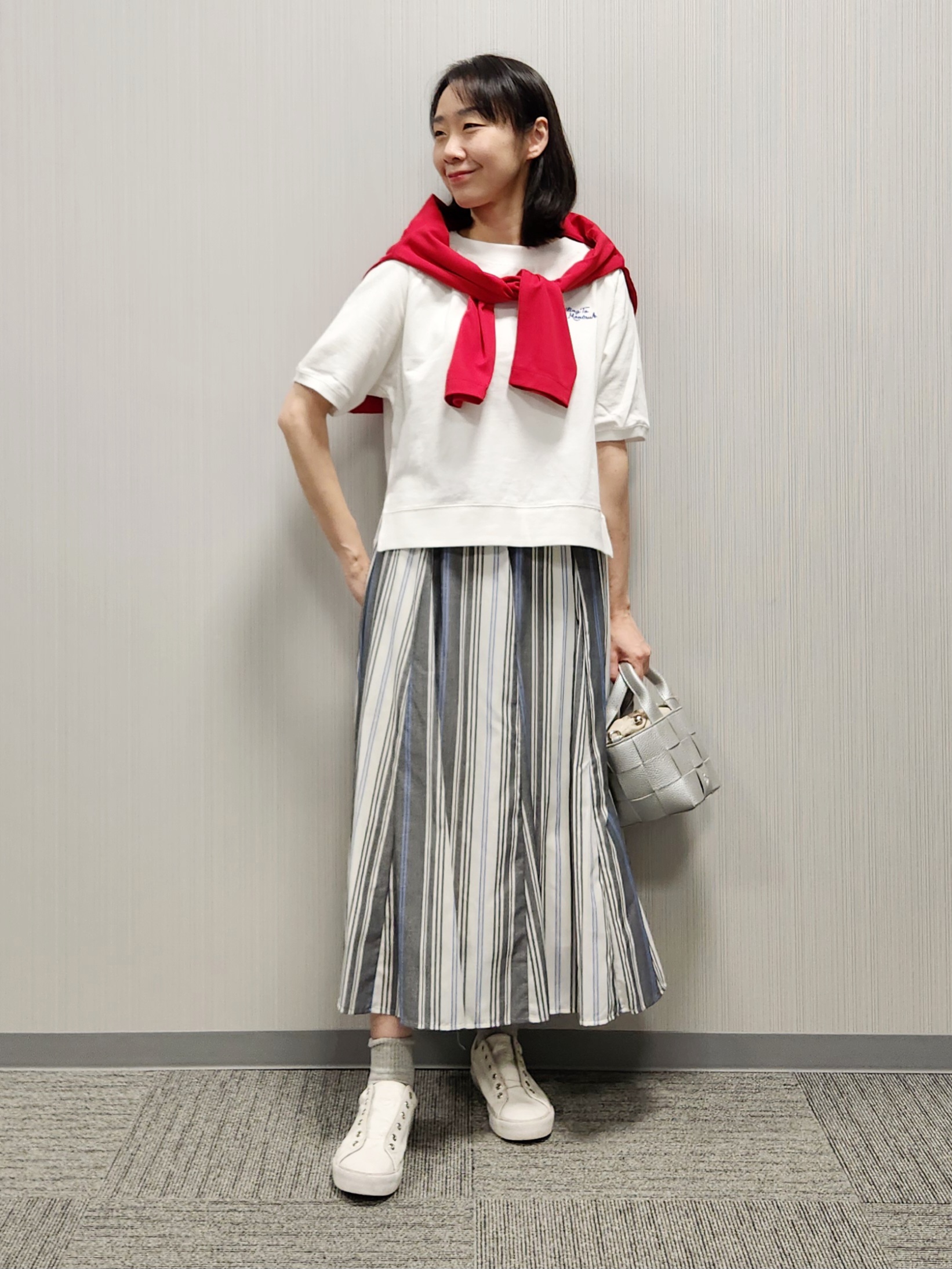 naraさんの「Dessin｜【洗える】ミニ裏毛刺繍ロゴプルオーバー」を使ったコーディネート