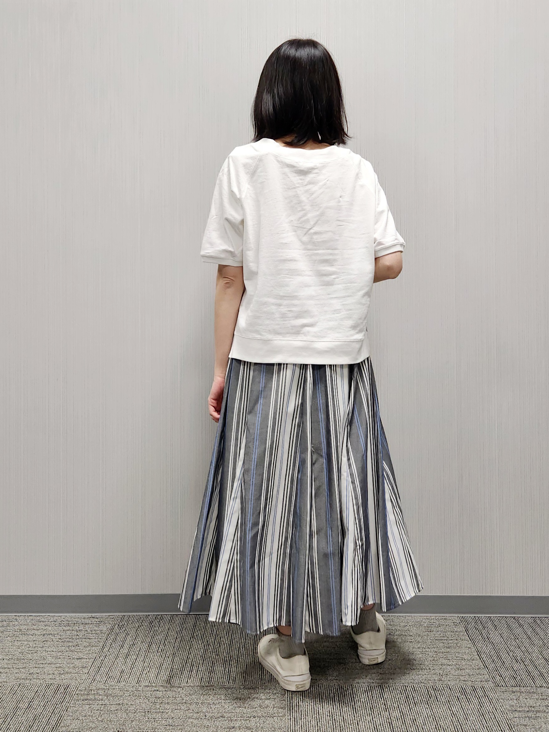 naraさんの「Dessin｜【洗える】ミニ裏毛刺繍ロゴプルオーバー」を使ったコーディネート