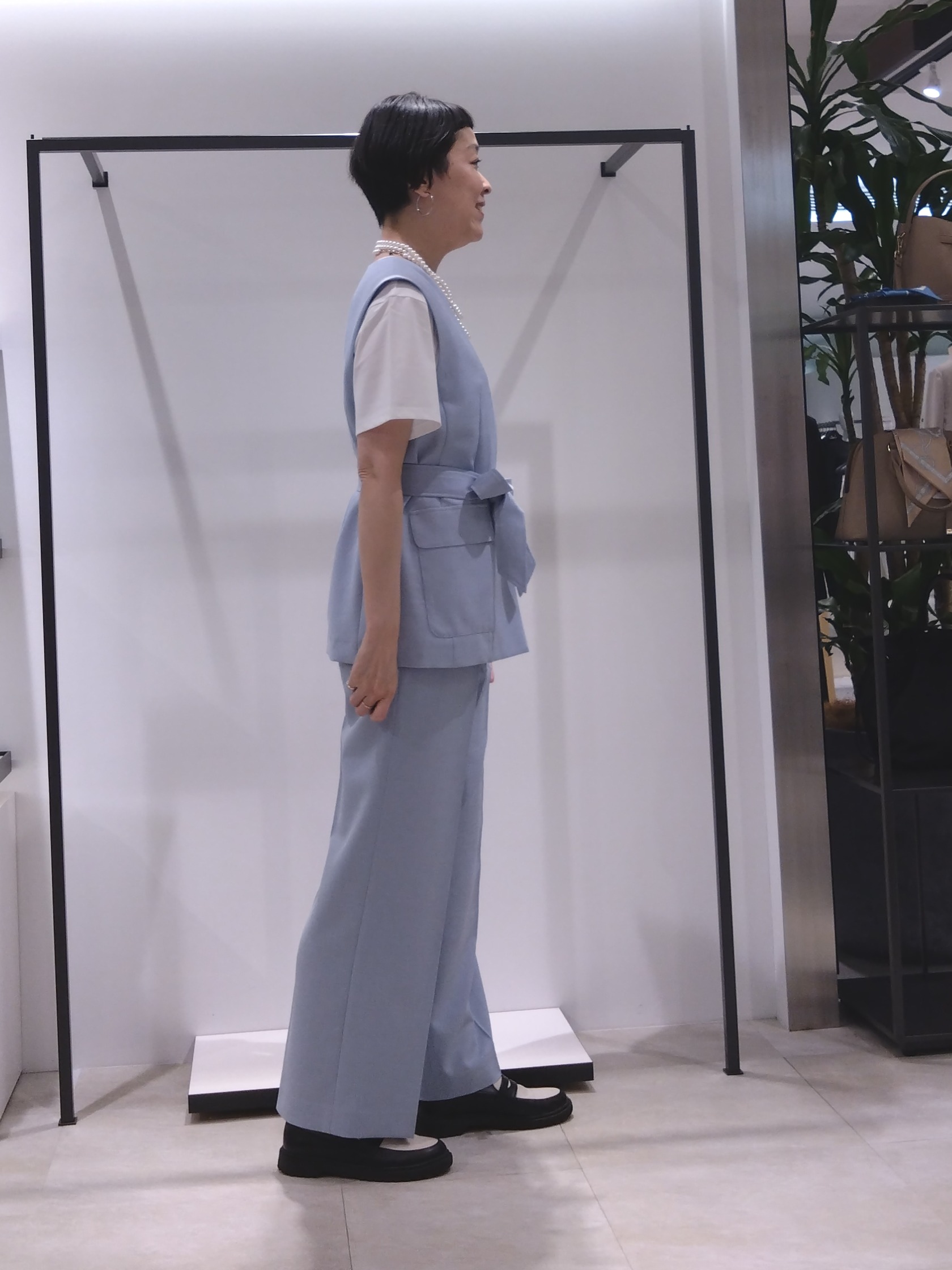 まちこさんの「UNTITLED｜◆【UV/接触冷感/セットアップ可】スラブワイドパンツ」を使ったコーディネート