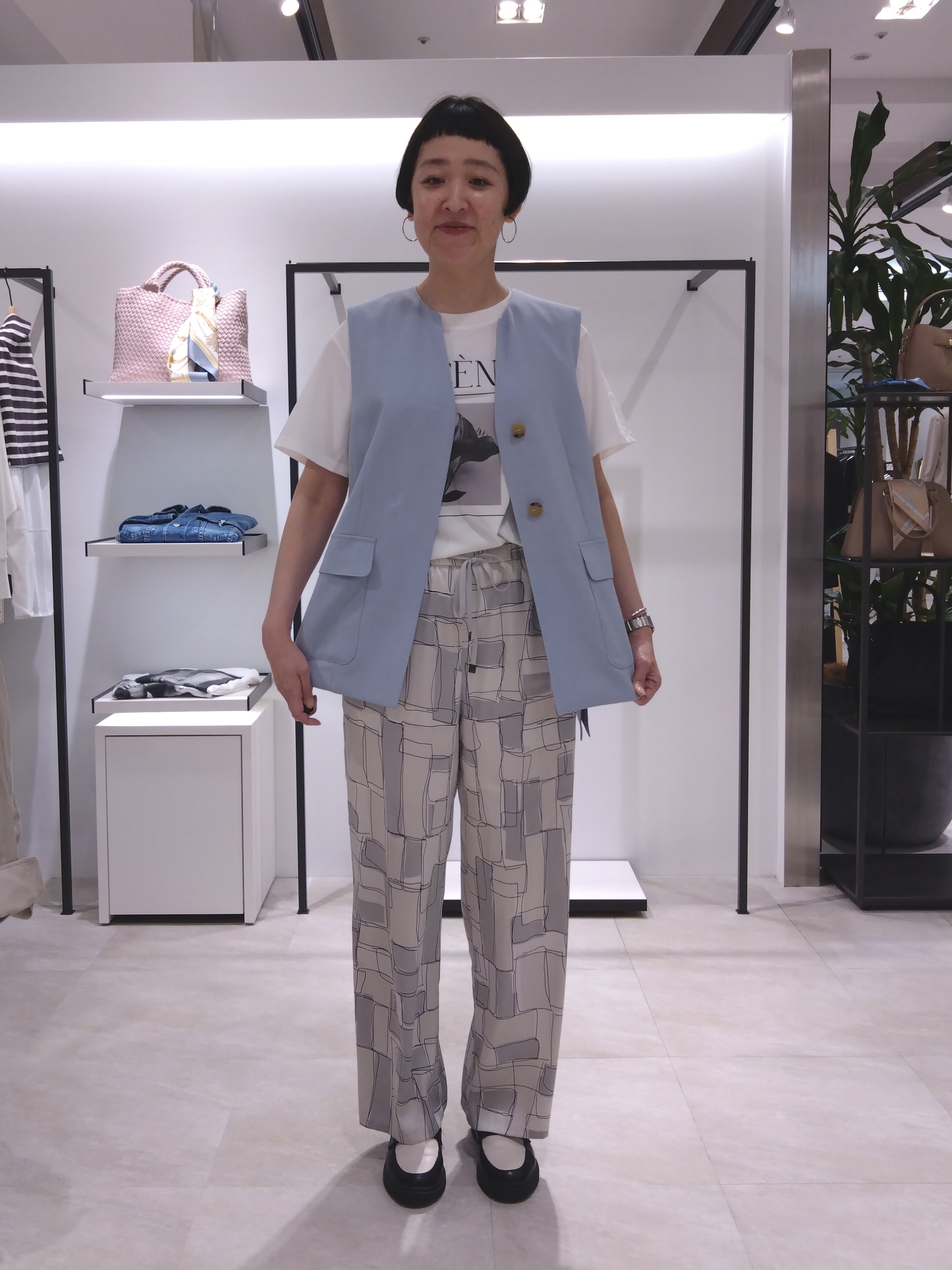まちこさんの「UNTITLED｜◆【UV/接触冷感/セットアップ可】スラブワイドパンツ」を使ったコーディネート
