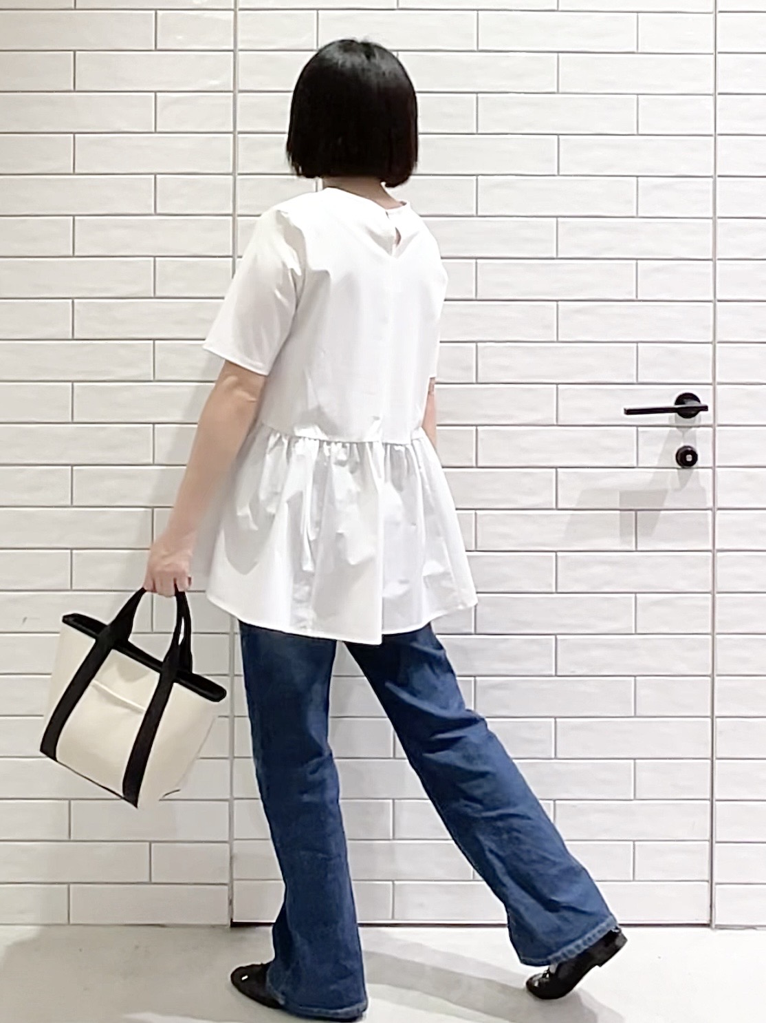 しおりさんの「OPAQUE.CLIP｜ペプラムドッキングカットソー【洗濯機OK】」を使ったコーディネート