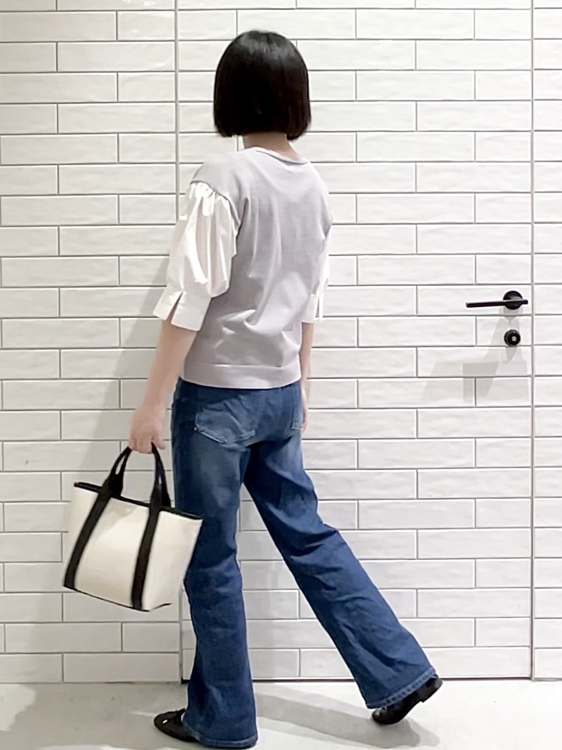 しおりさんの「OPAQUE.CLIP｜ボリュームスリーブドッキングニット」を使ったコーディネート