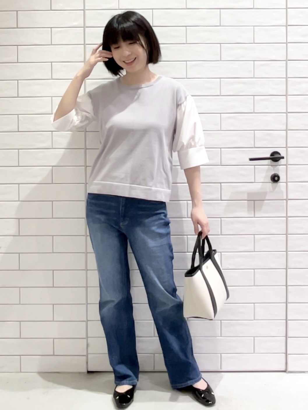 しおりさんの「OPAQUE.CLIP｜ボリュームスリーブドッキングニット」を使ったコーディネート