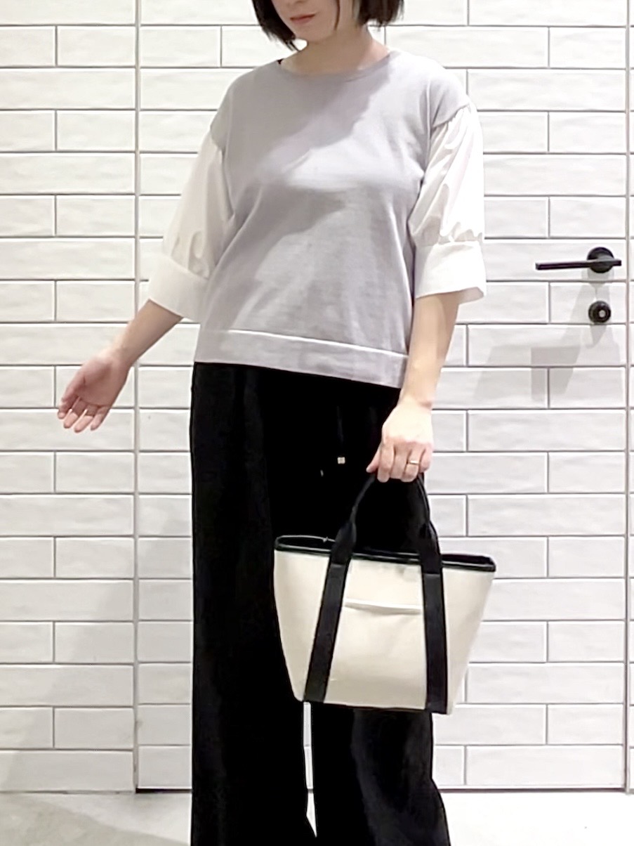 しおりさんの「OPAQUE.CLIP｜ボリュームスリーブドッキングニット」を使ったコーディネート