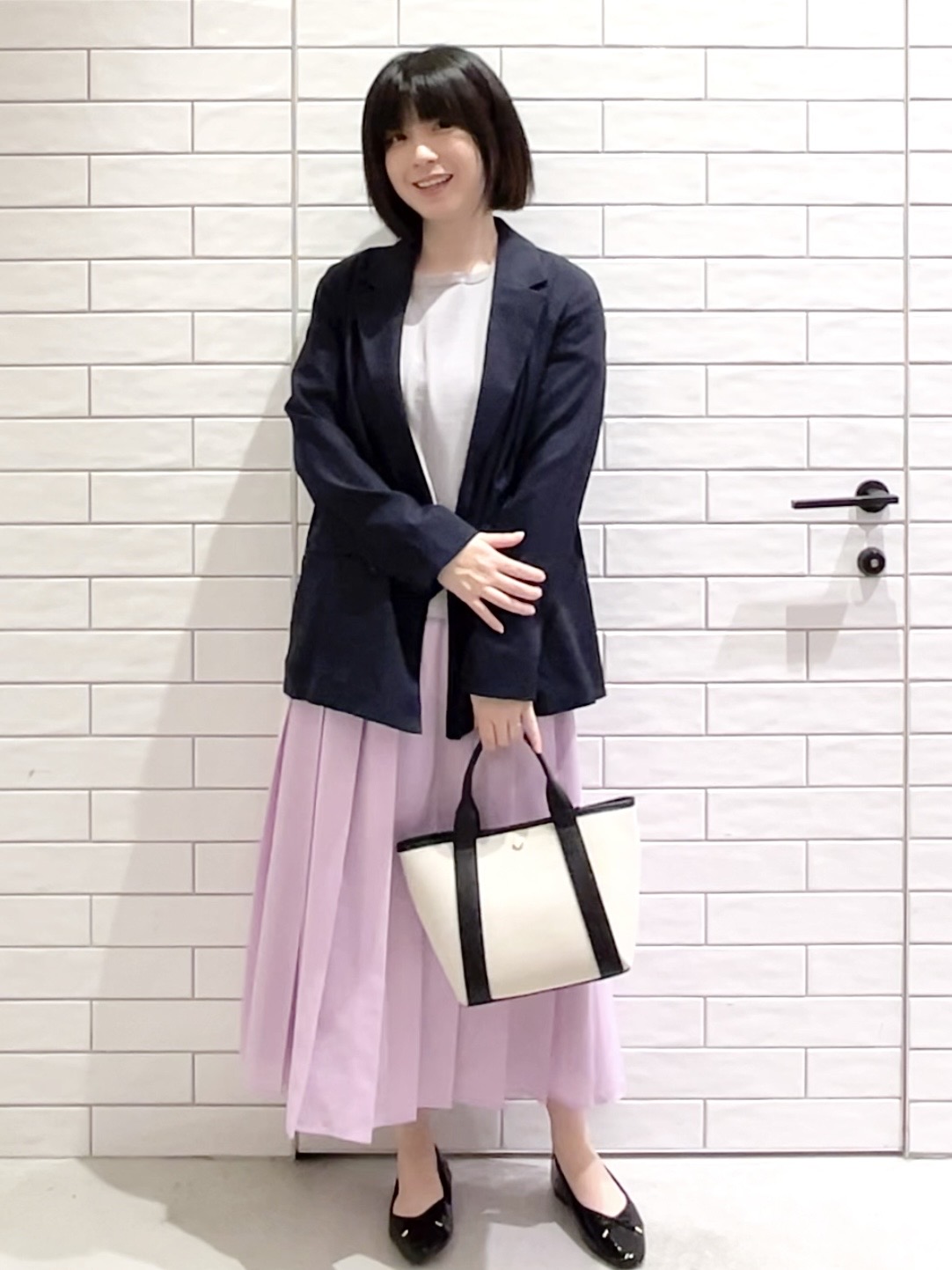 しおりさんの「OPAQUE.CLIP｜【UV／接触冷感】ダブルブレストジャケット《防シワ加工／洗える》」を使ったコーディネート