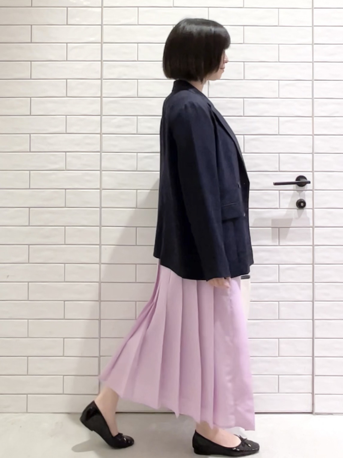 しおりさんの「OPAQUE.CLIP｜【UV／接触冷感】ダブルブレストジャケット《防シワ加工／洗える》」を使ったコーディネート