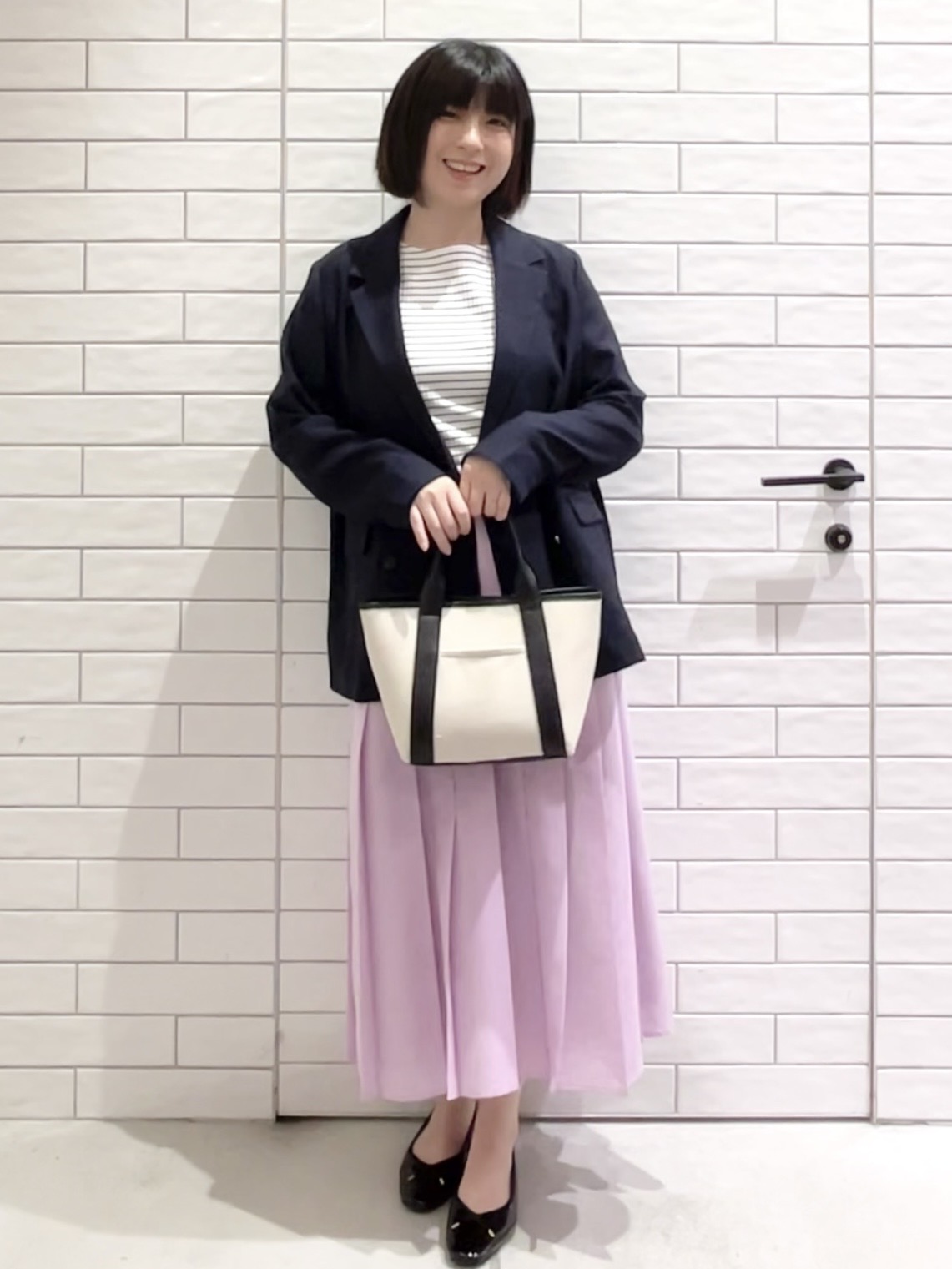 しおりさんの「OPAQUE.CLIP｜【UV／接触冷感】ダブルブレストジャケット《防シワ加工／洗える》」を使ったコーディネート