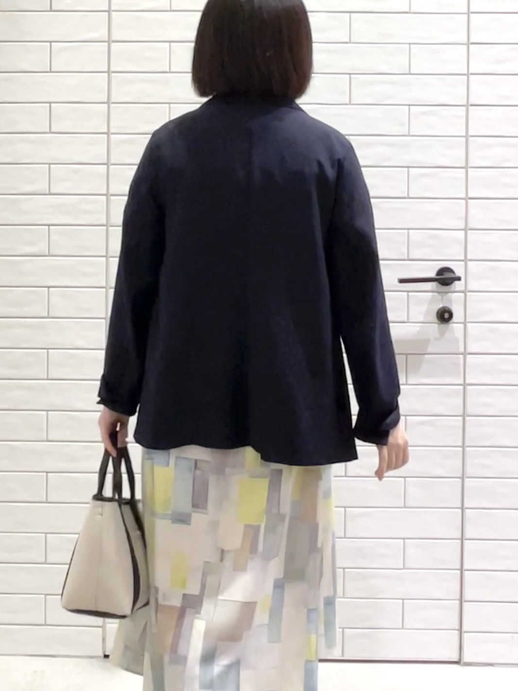 しおりさんの「OPAQUE.CLIP｜【UV／接触冷感】ダブルブレストジャケット《防シワ加工／洗える》」を使ったコーディネート