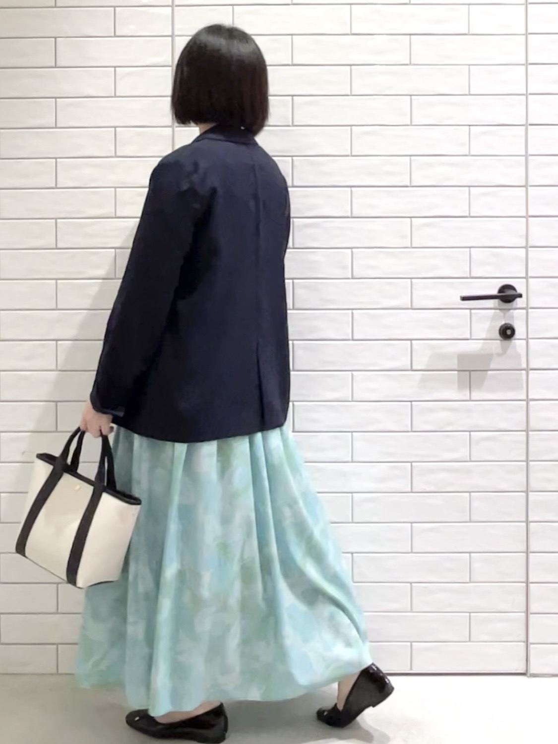 しおりさんの「OPAQUE.CLIP｜【UV／接触冷感】ダブルブレストジャケット《防シワ加工／洗える》」を使ったコーディネート