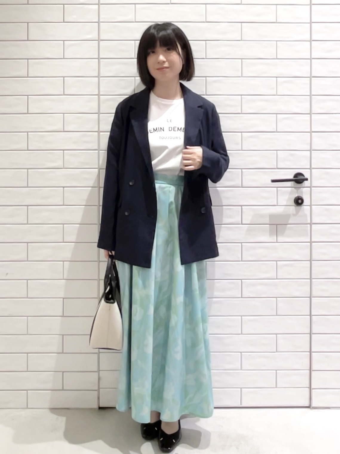 しおりさんの「OPAQUE.CLIP｜【UV／接触冷感】ダブルブレストジャケット《防シワ加工／洗える》」を使ったコーディネート