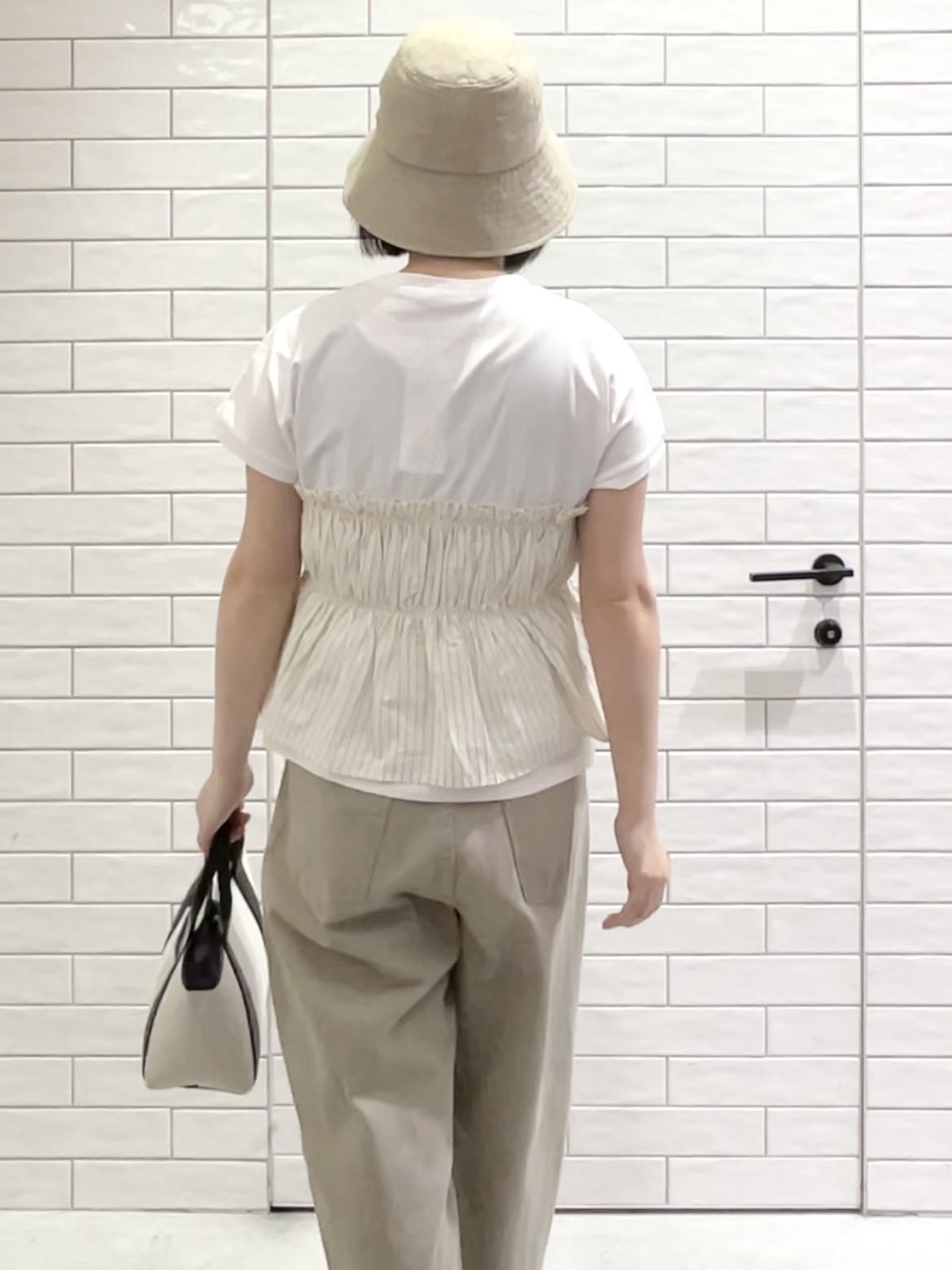 しおりさんの「OPAQUE.CLIP｜ビスチェドッキングTシャツ【洗濯機OK】」を使ったコーディネート