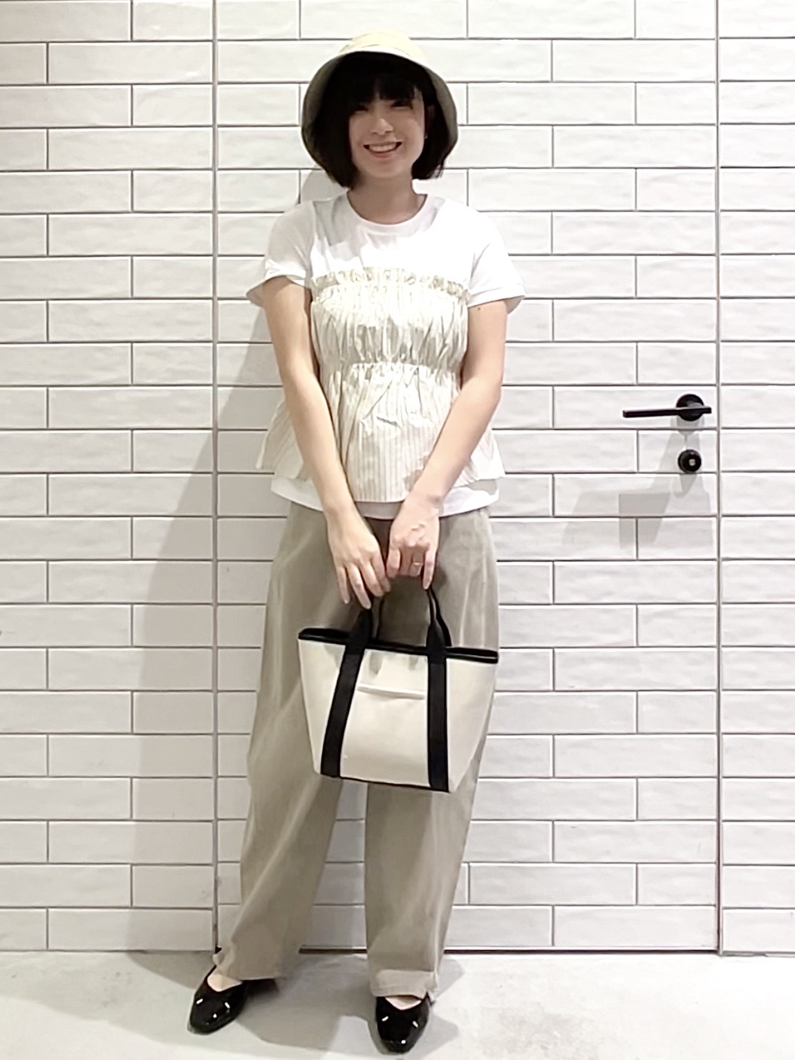 しおりさんの「OPAQUE.CLIP｜ビスチェドッキングTシャツ【洗濯機OK】」を使ったコーディネート
