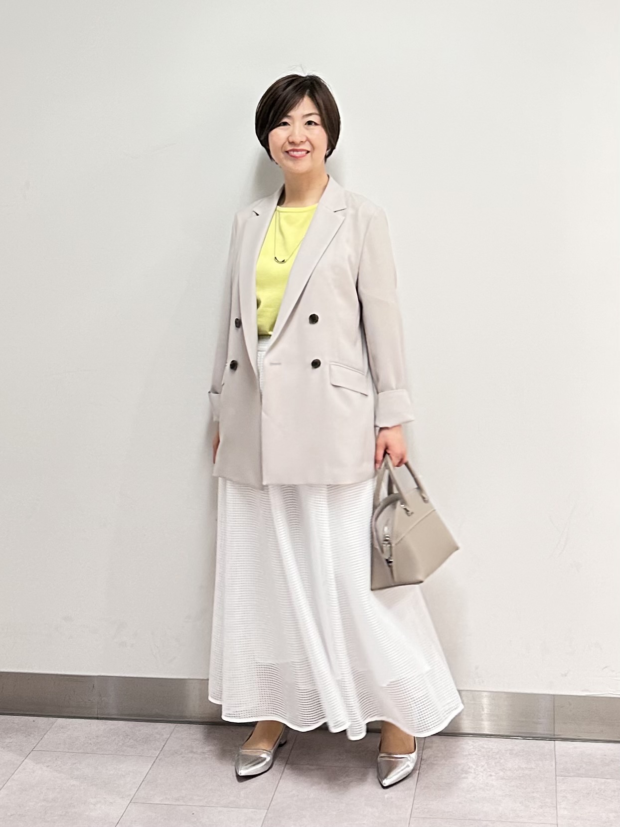 みなこさんの「UNTITLED｜【洗える/清涼感】袖スリットニットプルオーバー」を使ったコーディネート