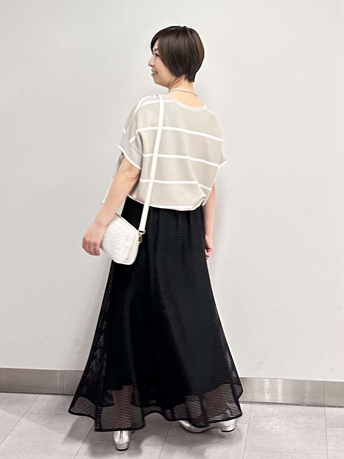 みなこさんの「UNTITLED｜【11色展開/体型カバー】前後2WAYフレンチスリーブニット」を使ったコーディネート