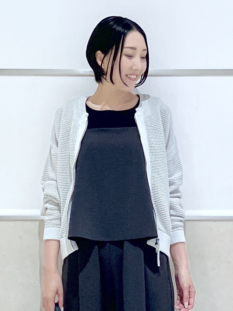 eriko さんの「Dessin｜【吸汗速乾/洗える】リラクシーキャミサロペット」を使ったコーディネート
