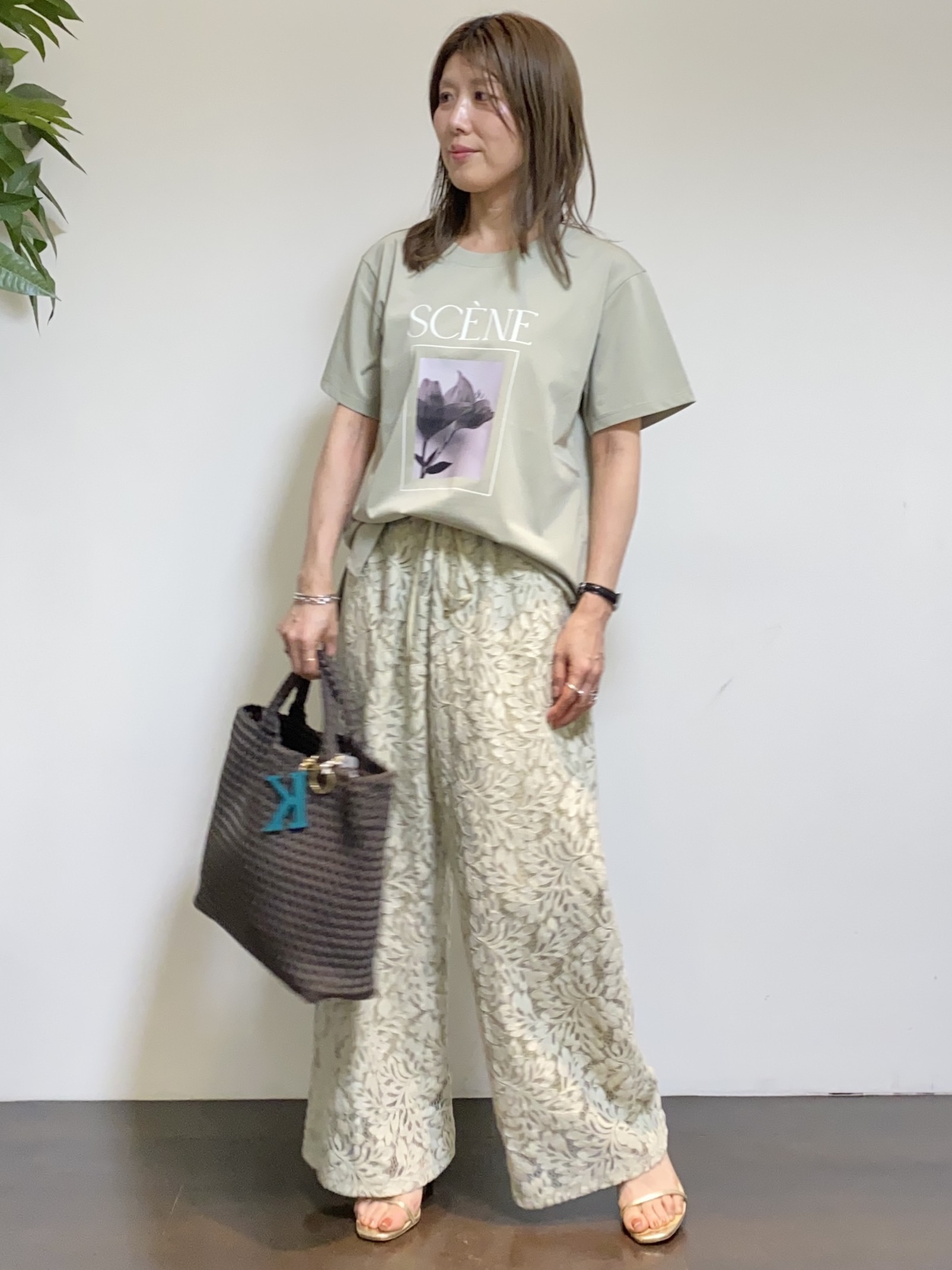 tomoさんの「UNTITLED｜◆【さらりと快適/セットアップ可/UV/接触冷感】スラブカラーレスジャケット」を使ったコーディネート