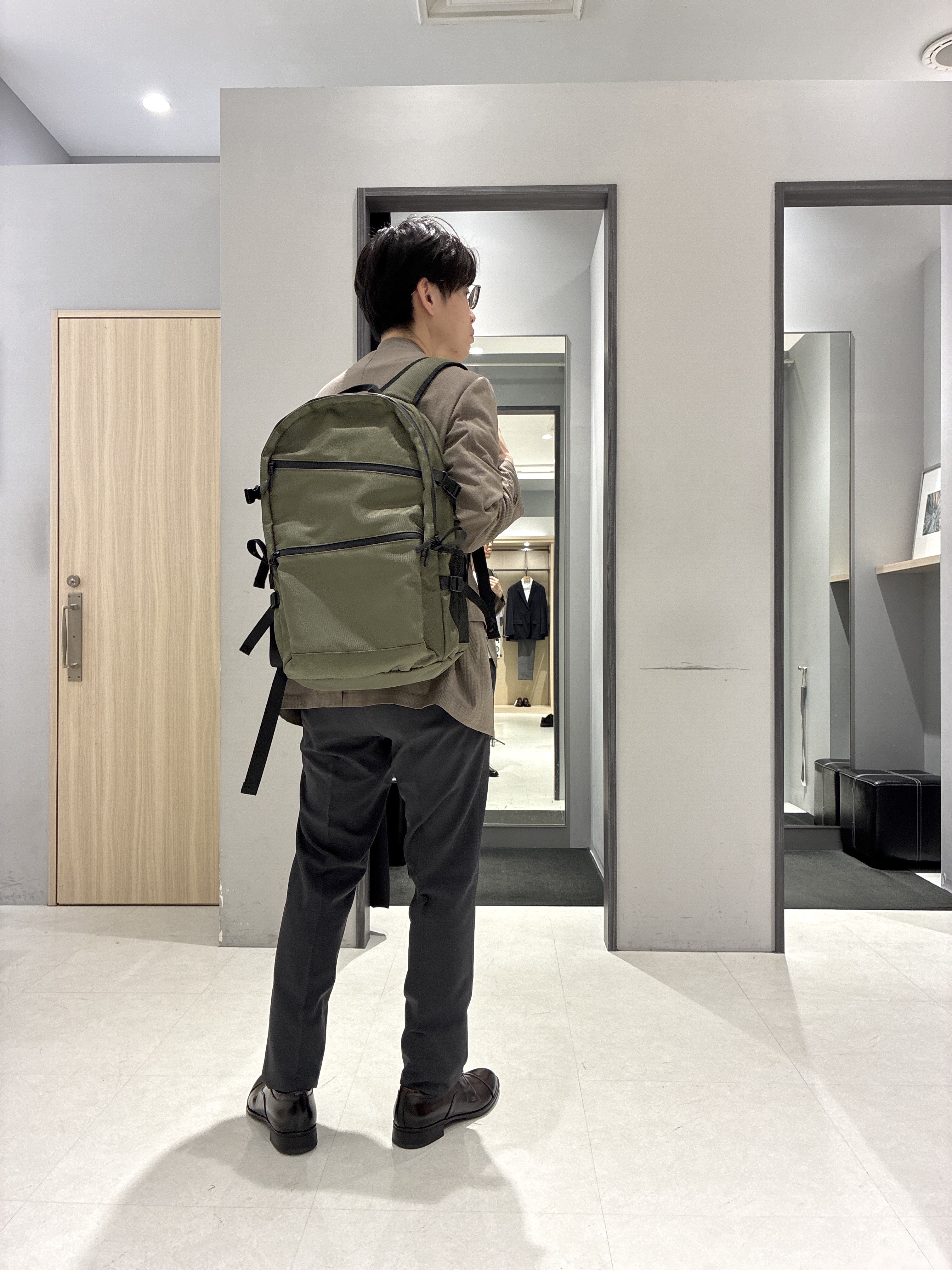 わいずみさんの「TAKEO KIKUCHI｜【Begin5月号掲載/通気性】トリコットサッカー ジャケット」を使ったコーディネート