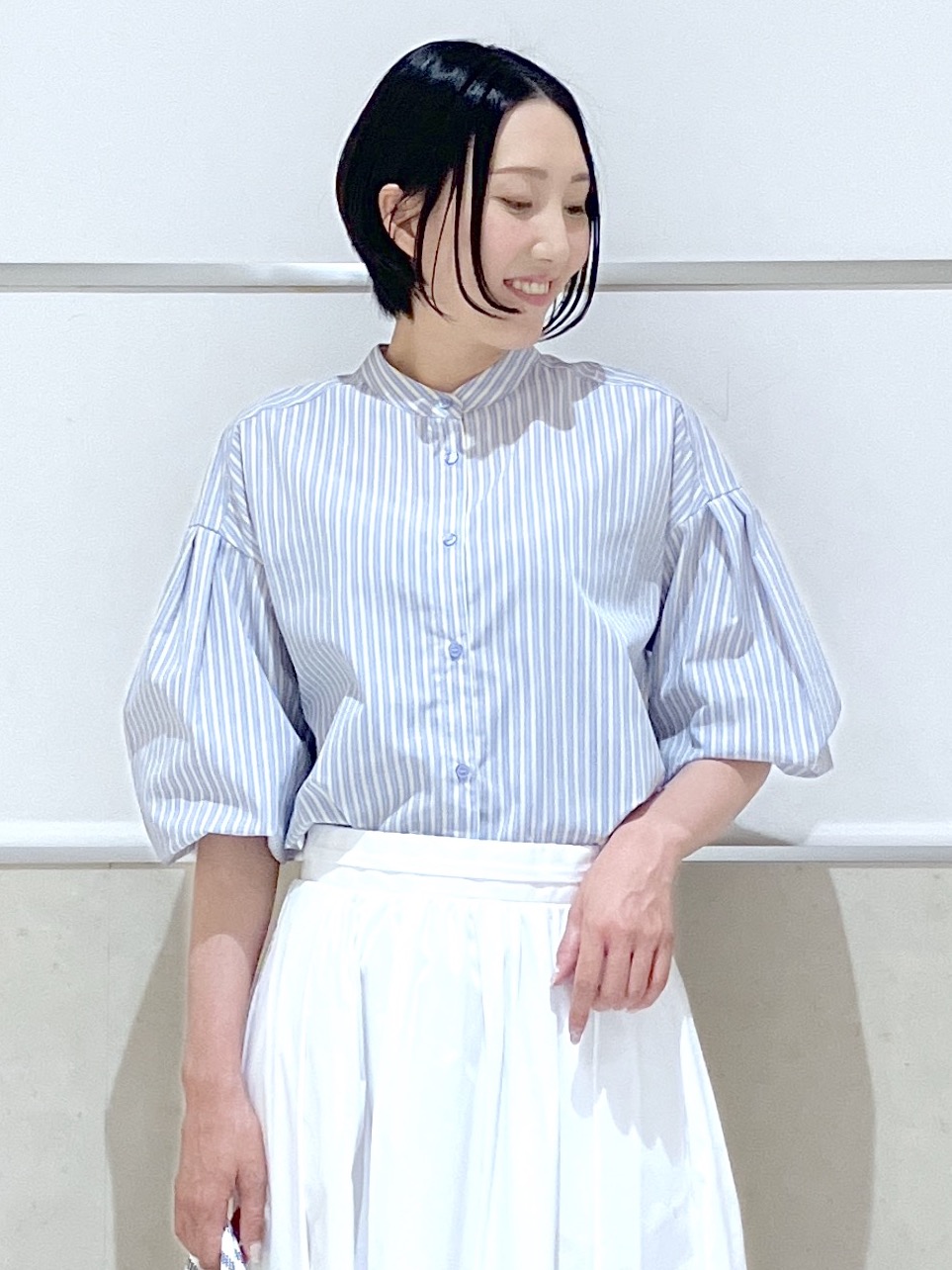 eriko さんの「Dessin｜【洗える】バルーンスリーブバンドカラーシャツ」を使ったコーディネート