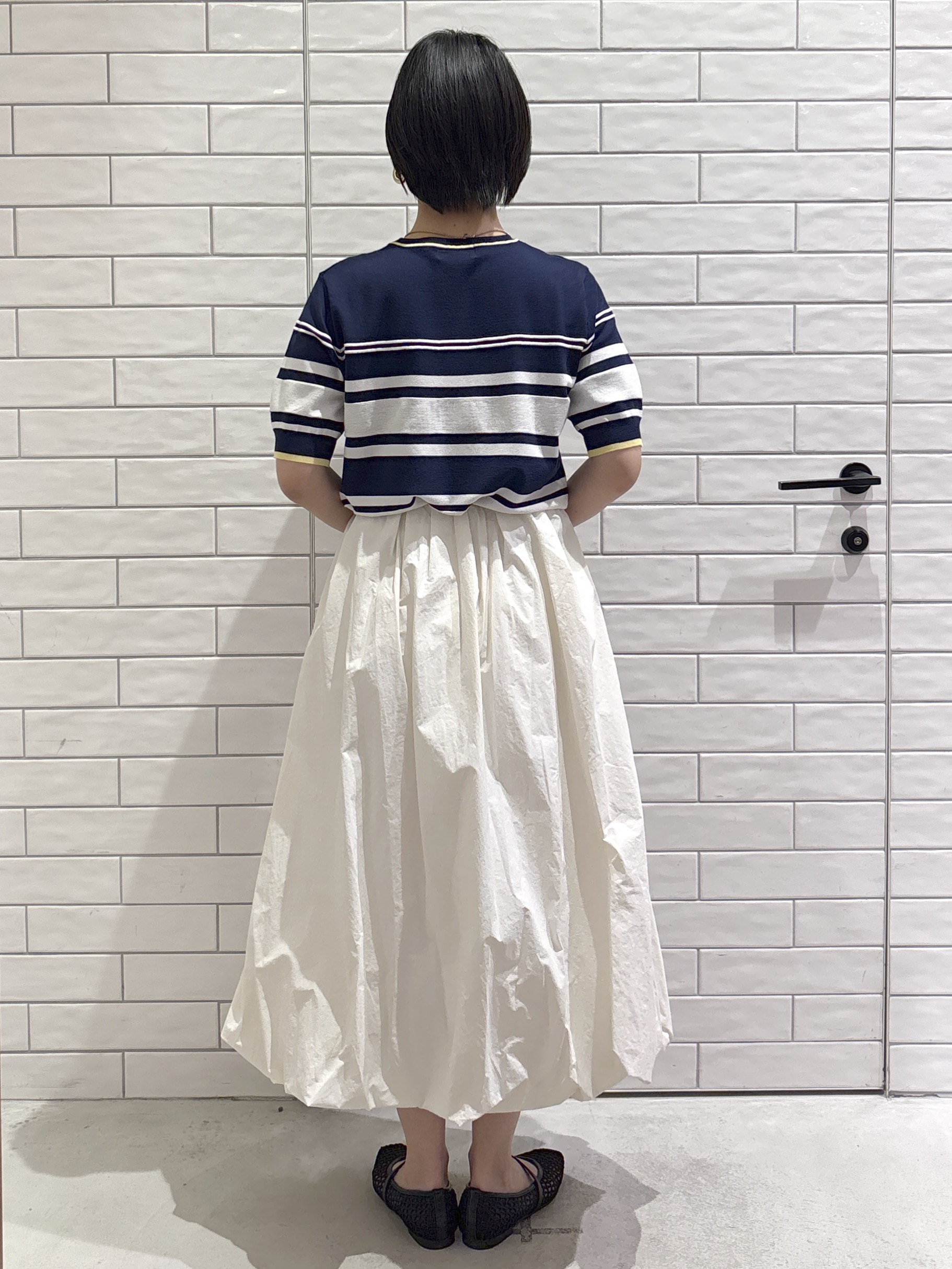 ayumiさんの「OPAQUE.CLIP｜ランダムボーダーハーフスリーブニット【洗濯機OK】」を使ったコーディネート