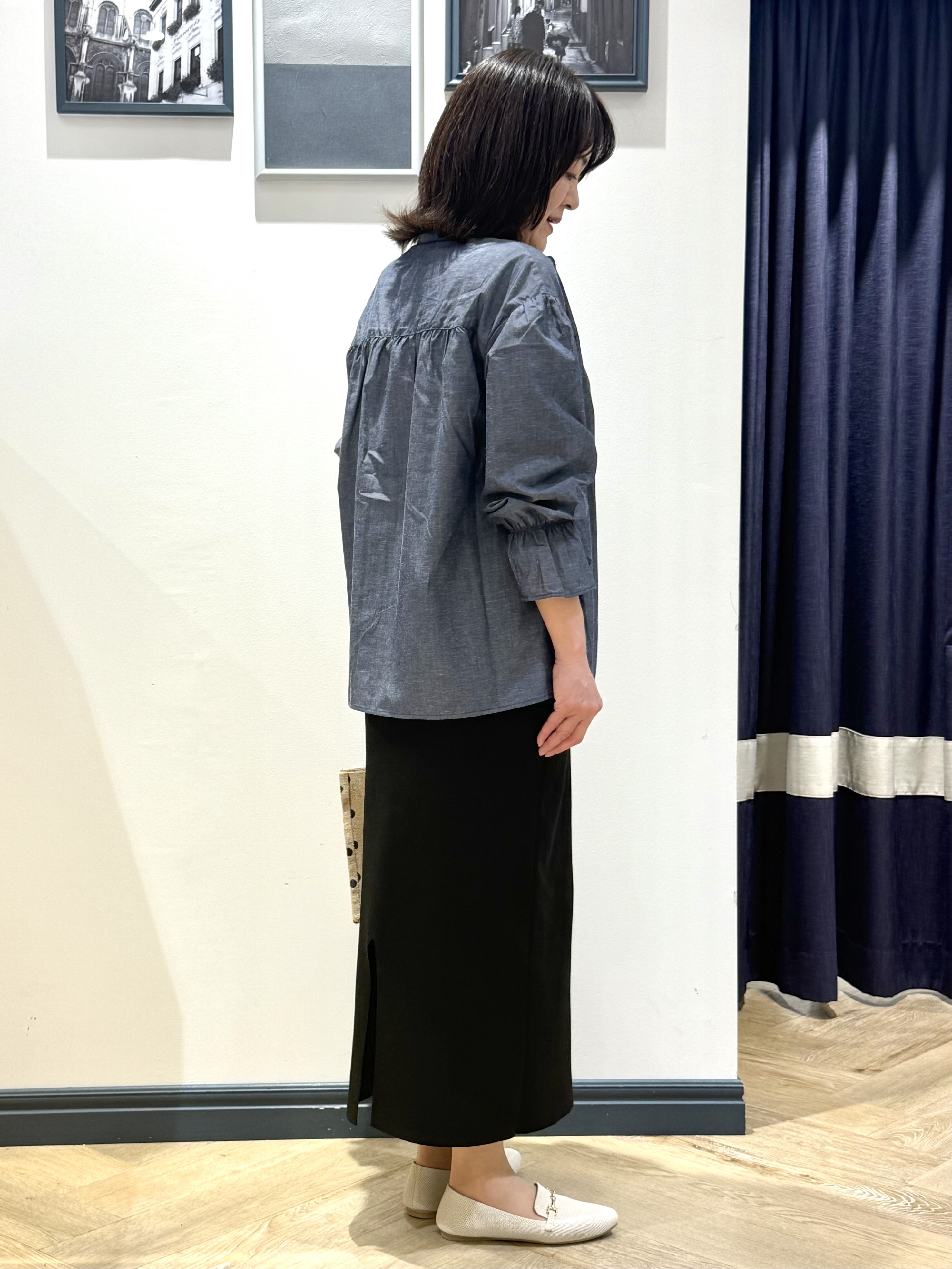 Lilyさんの「grove｜【イージーケア】麻混スタンドギャザーシャツ」を使ったコーディネート