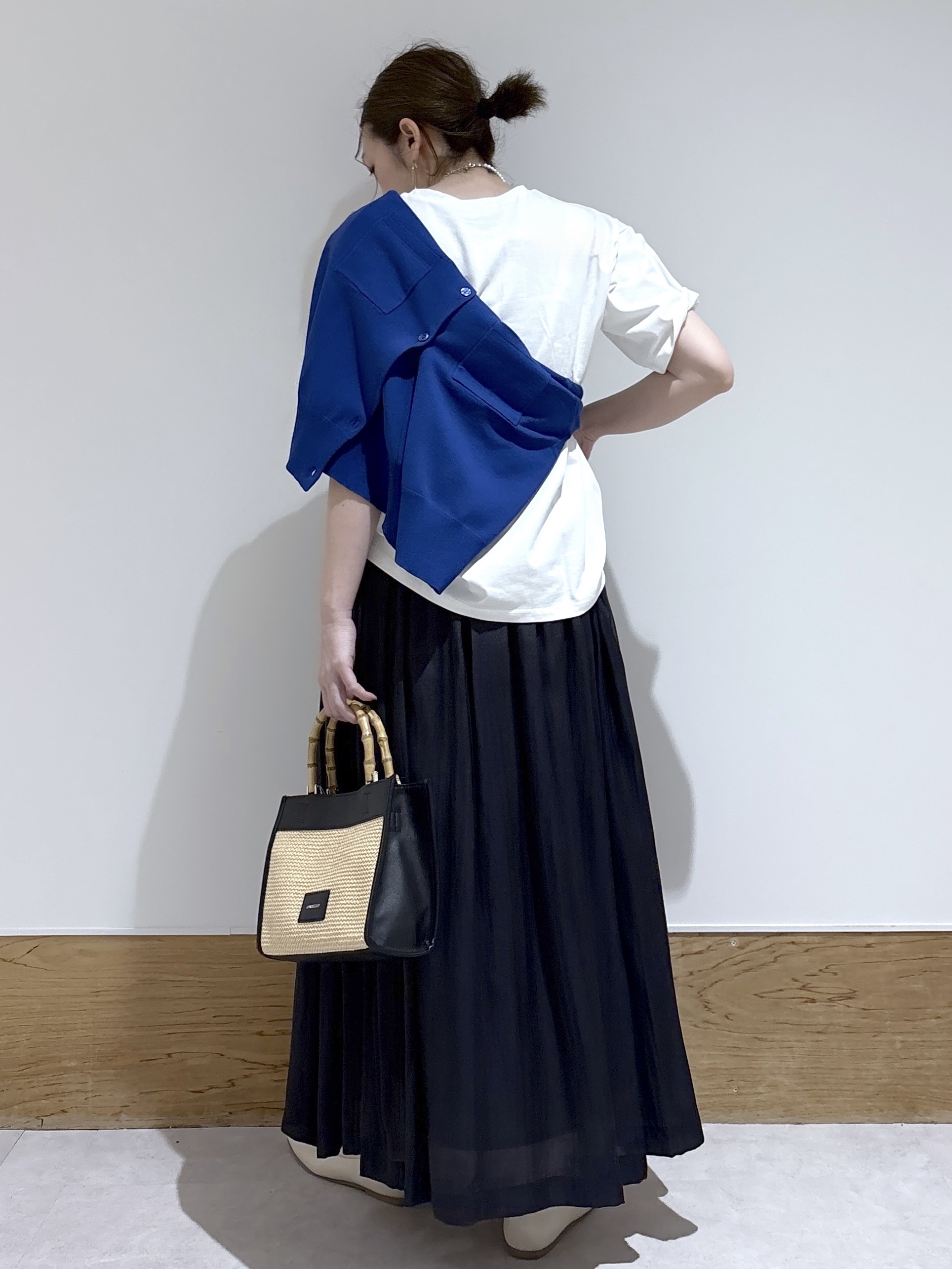 はなさんの「OPAQUE.CLIP｜ロゴプリントアソートTシャツ【洗濯機OK】」を使ったコーディネート