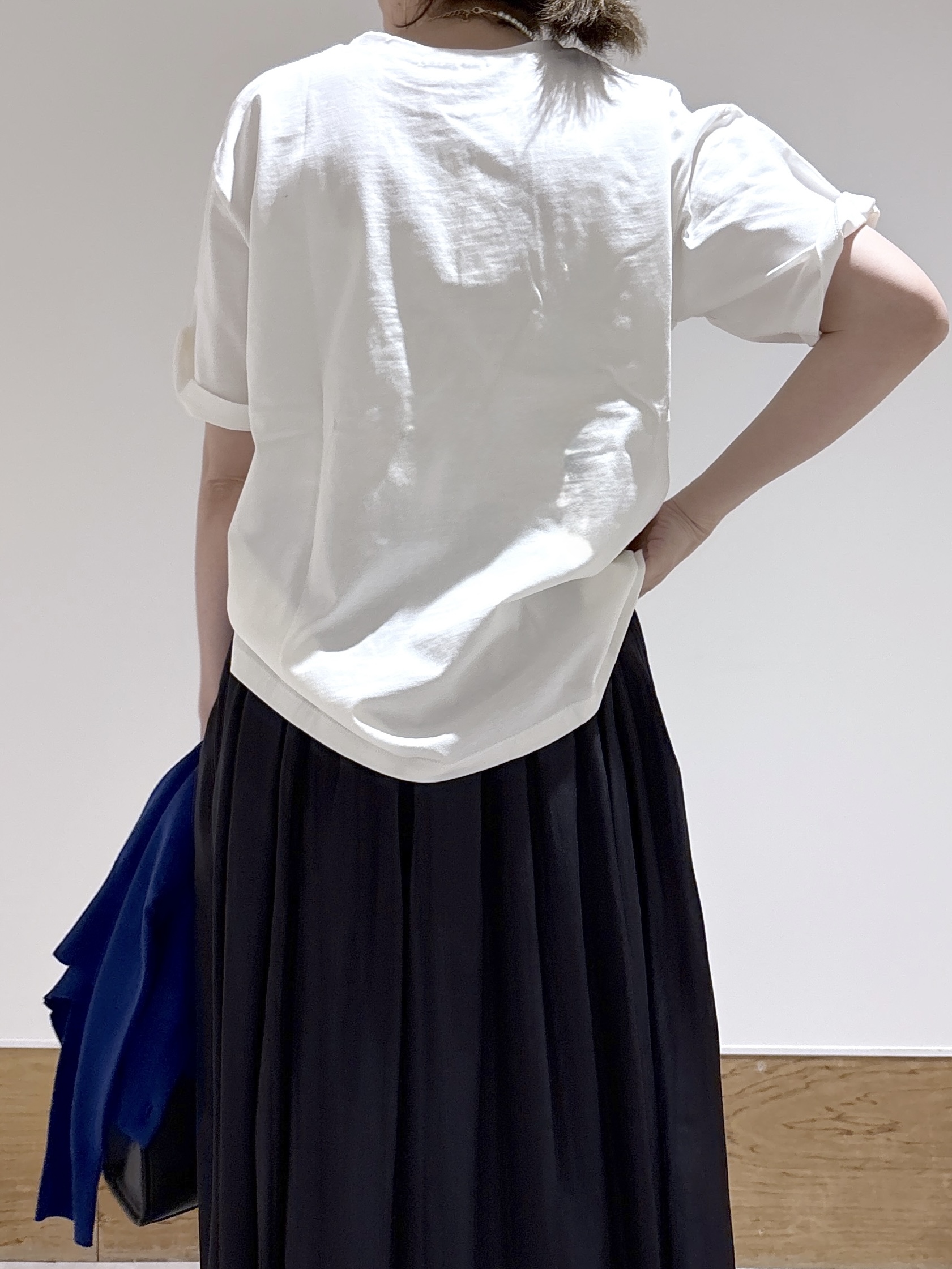 はなさんの「OPAQUE.CLIP｜ロゴプリントアソートTシャツ【洗濯機OK】」を使ったコーディネート