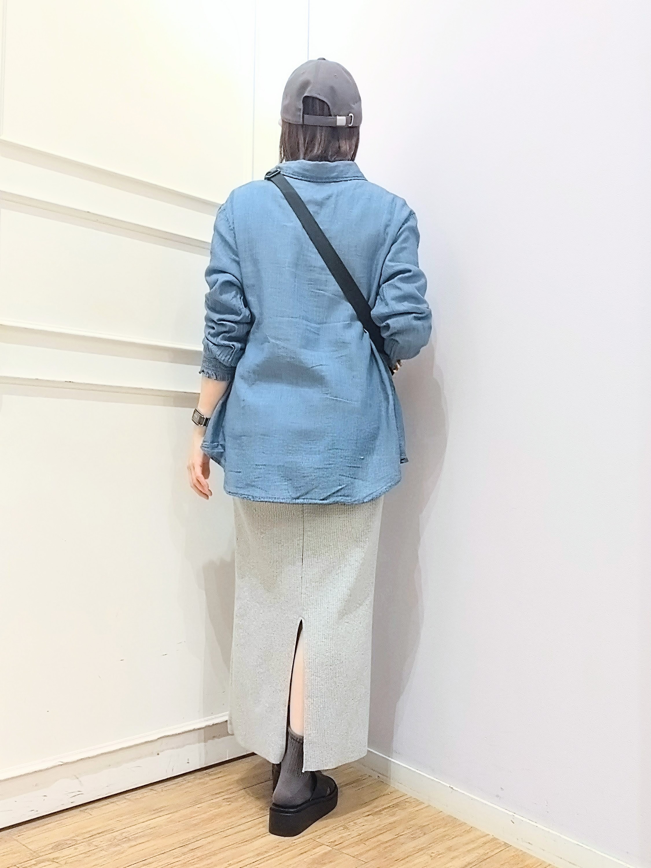 miomioさんの「SHOO･LA･RUE｜ラタプリントショルダーバッグ」を使ったコーディネート