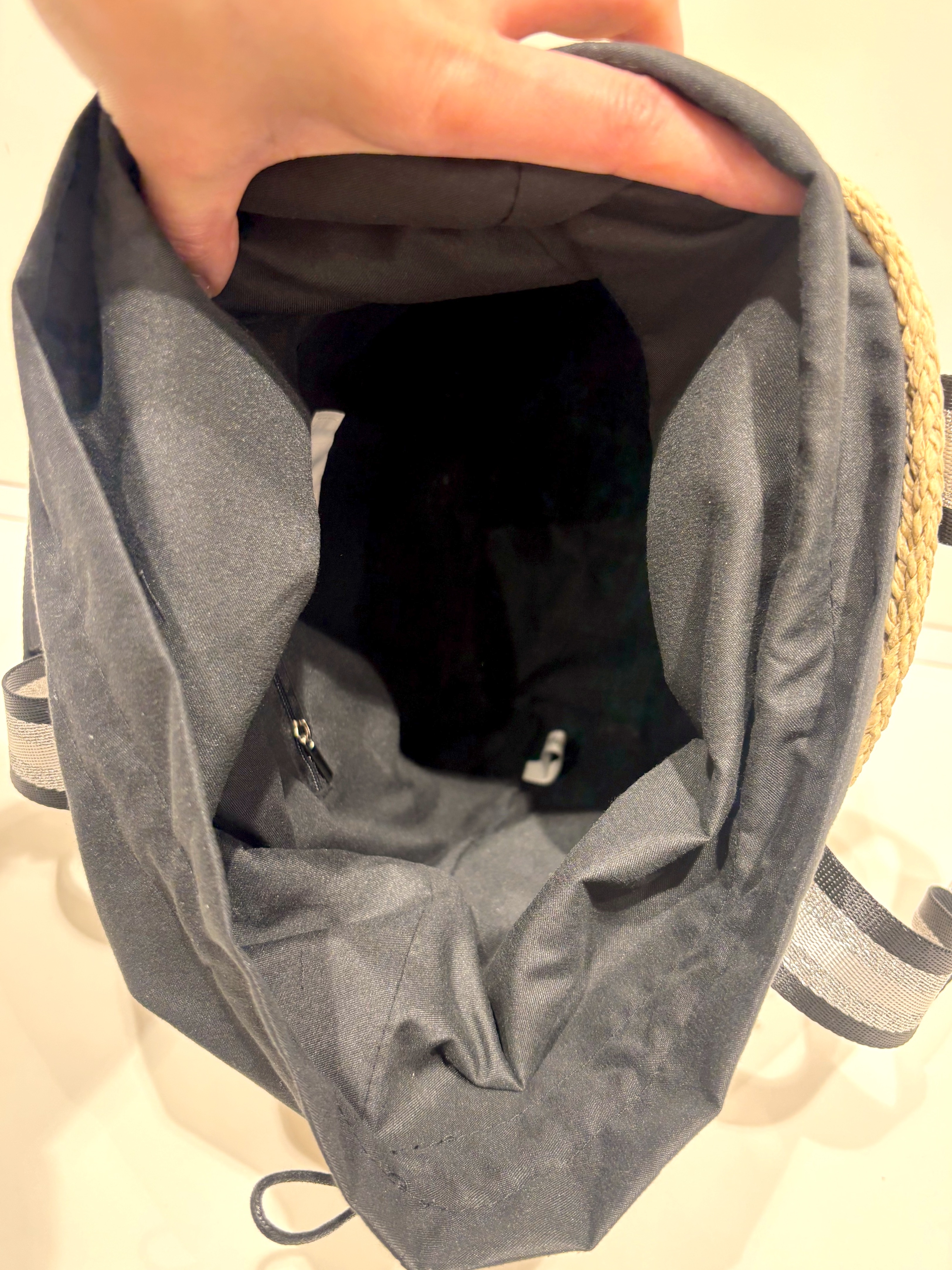 miさんの「grove｜テープペーパー巾着2WAYトート」を使ったコーディネート