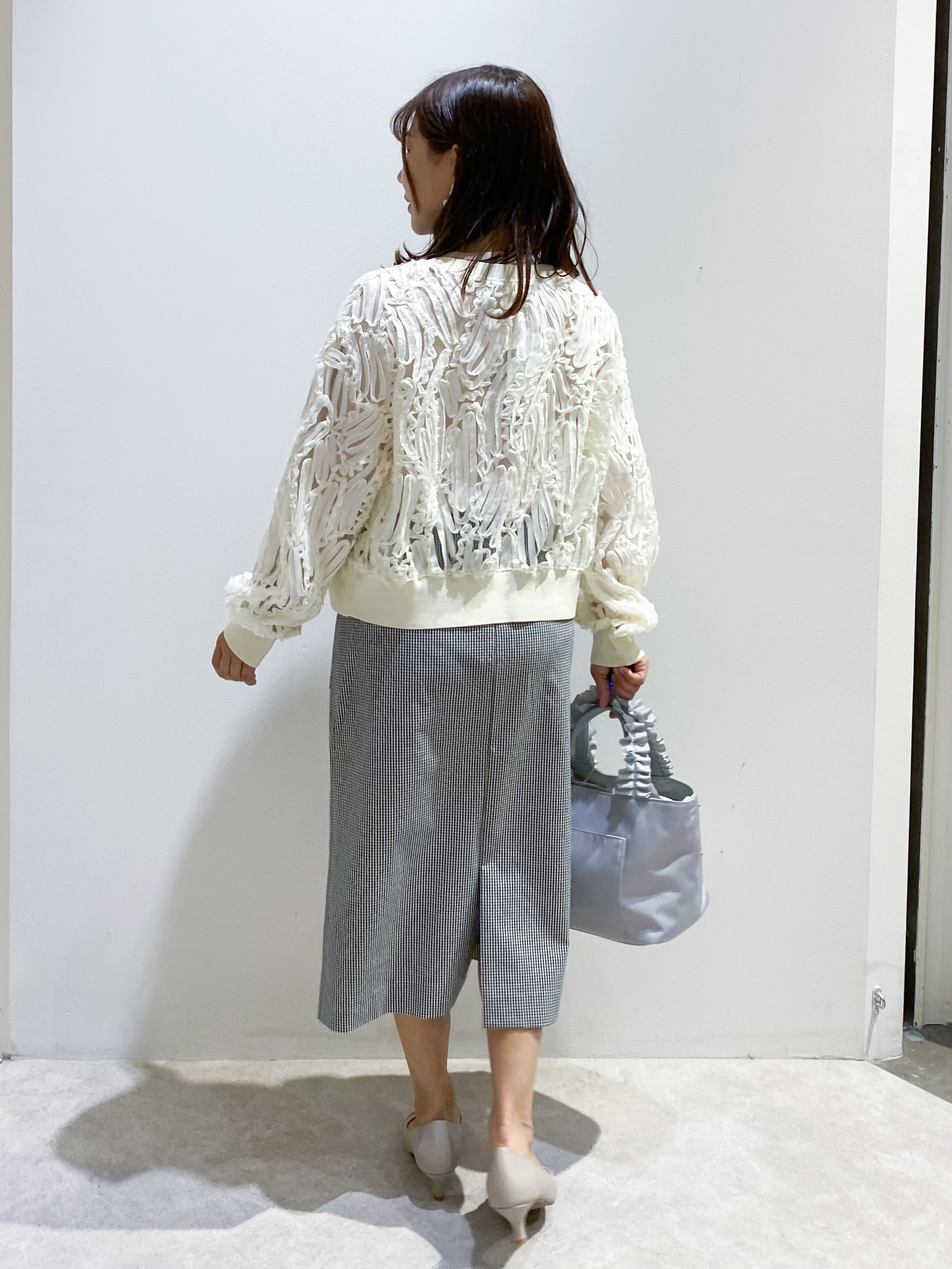 ちぃさんの「OPAQUE.CLIP｜シアー幾何刺繍カーディガン【洗濯機OK】」を使ったコーディネート