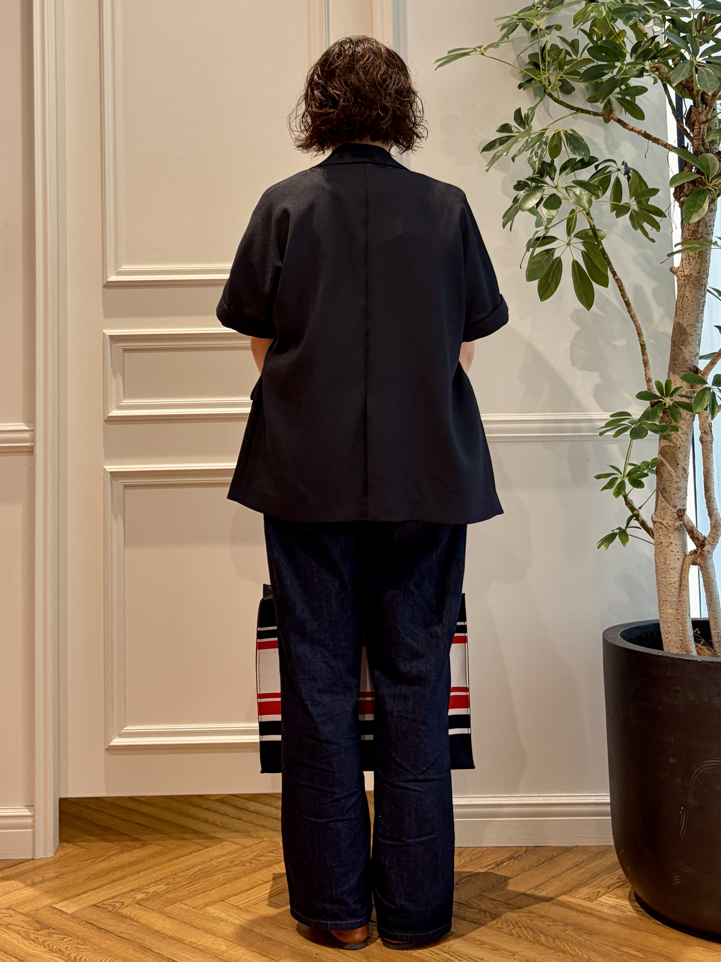 nakaoさんの「DRESSTERIOR｜【otonaMUSE5月号掲載】センタープレス ワイドストレートデニム」を使ったコーディネート