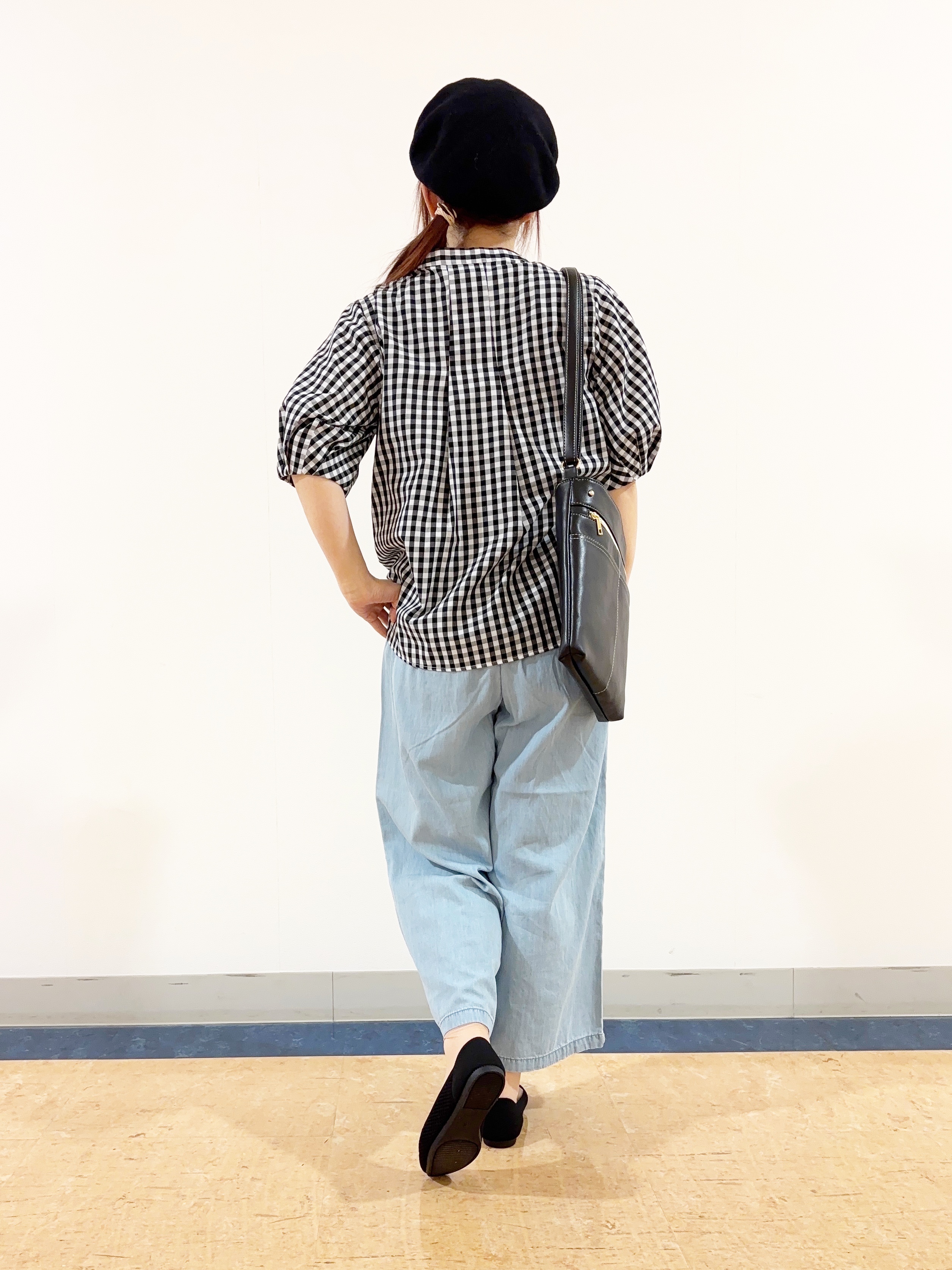 tukiさんの「SHOO･LA･RUE｜【高レビュー/洗濯後しわになりにくい/インせず着られる】自然に体型カバー 麻調ペプラムブラウス」を使ったコーディネート