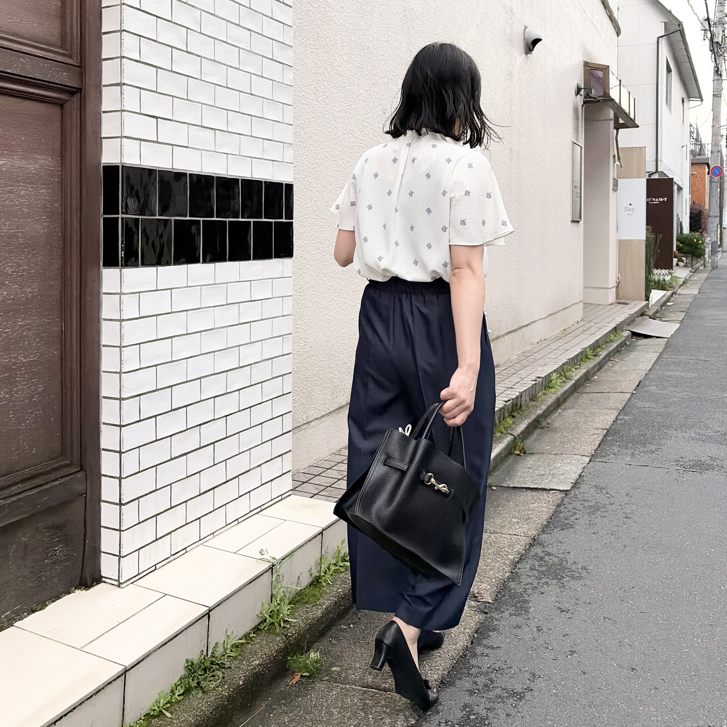 shinoさんの「Couture brooch｜【洗える】ドットフラワー ブラウス」を使ったコーディネート