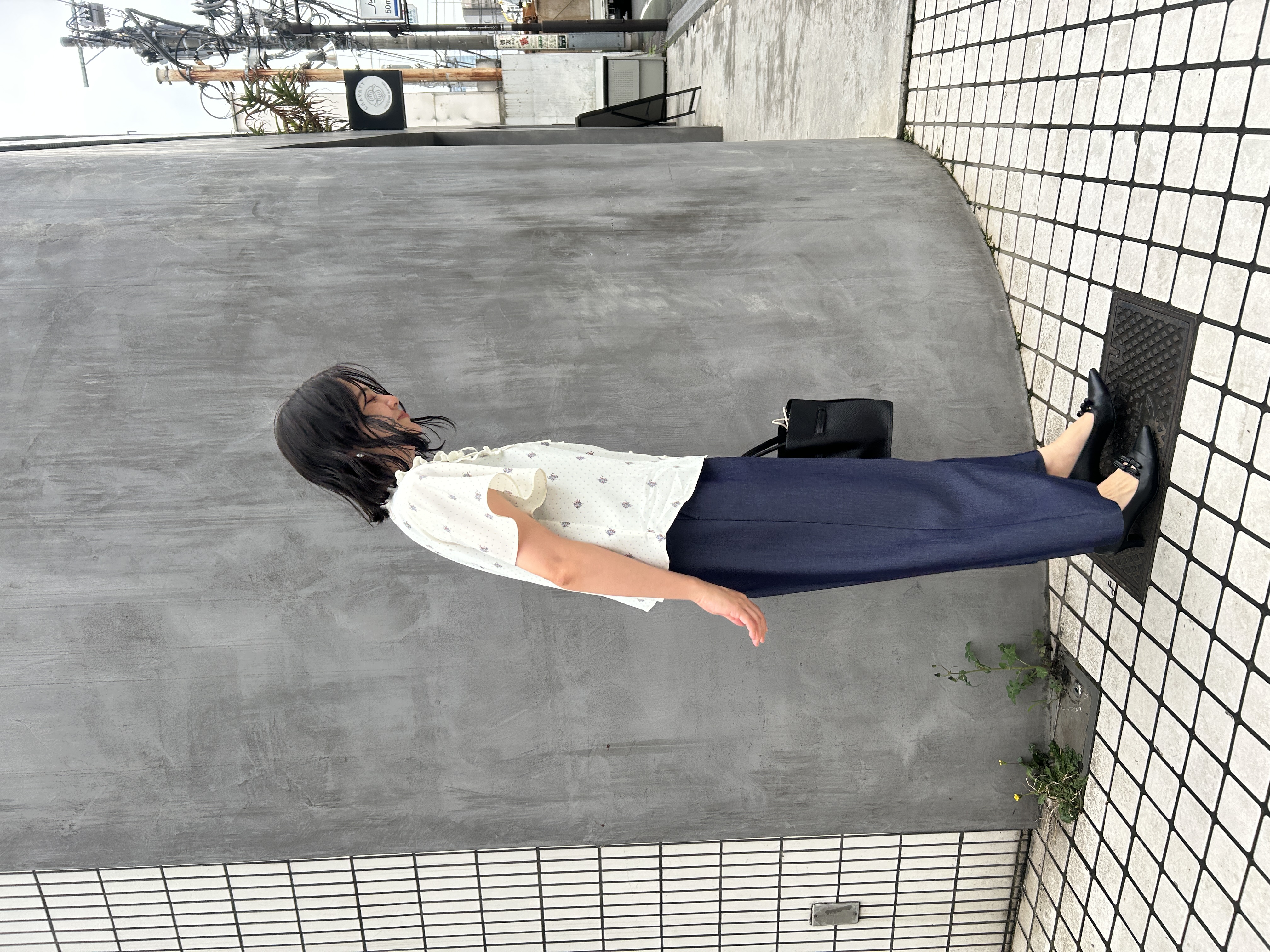 shinoさんの「Couture brooch｜【洗える】ドットフラワー ブラウス」を使ったコーディネート