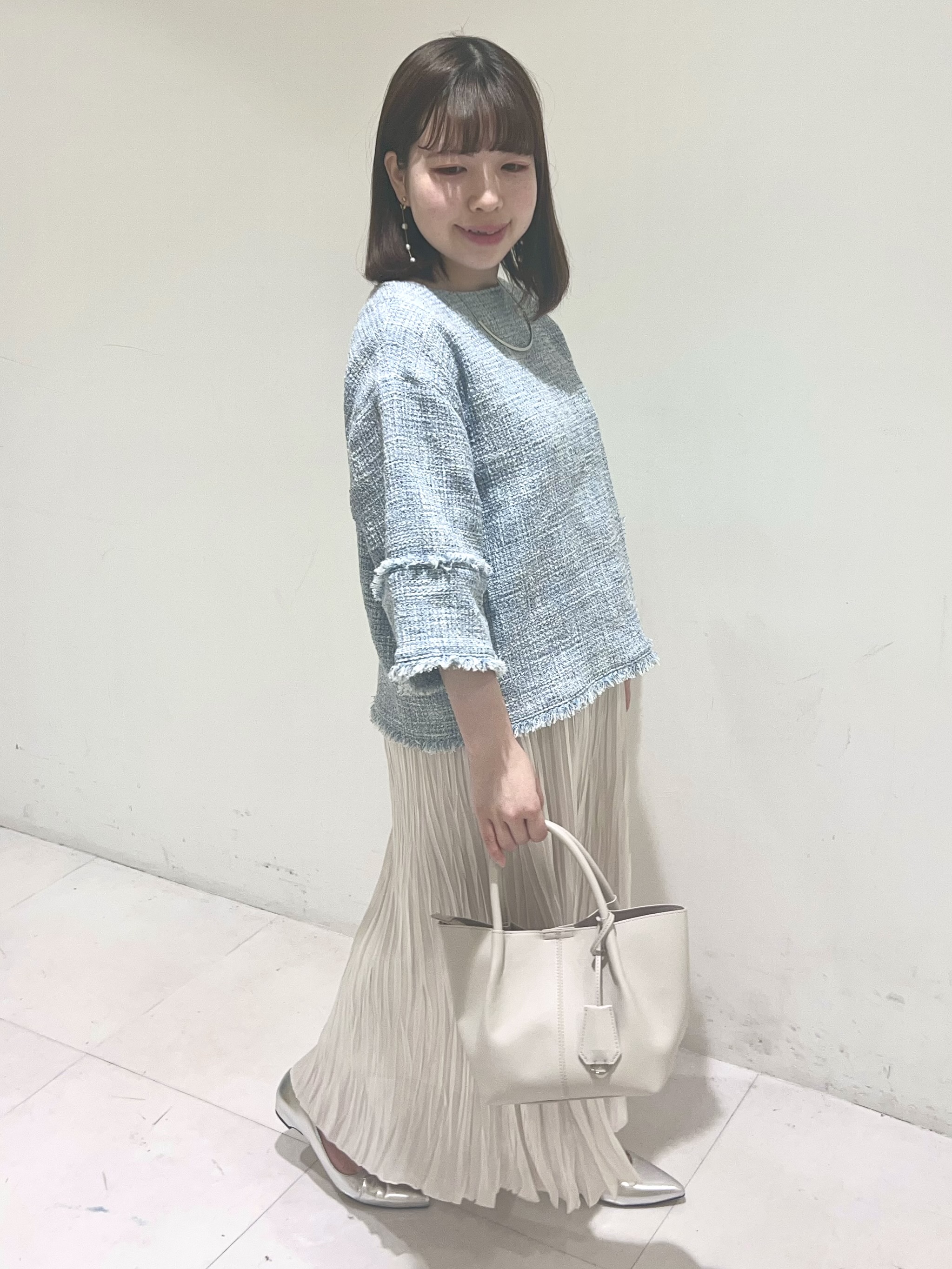 Mitsukiさんの「UNTITLED｜◆【洗える】ツイードドルマンブラウス」を使ったコーディネート