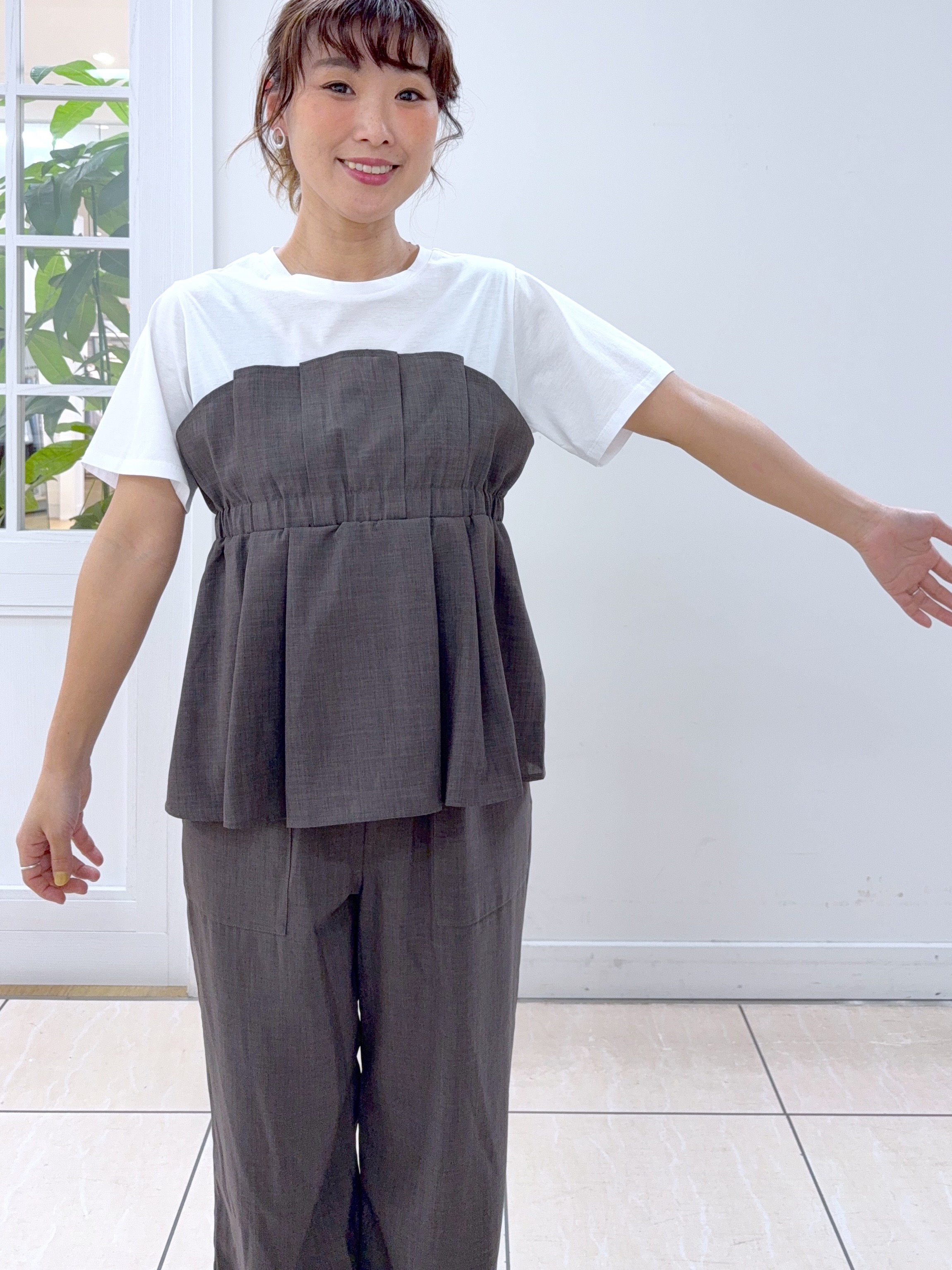 Osawaさんの「Dessin｜【セットアップ可/UVカット/洗える】ビスチェドッキングTシャツ」を使ったコーディネート
