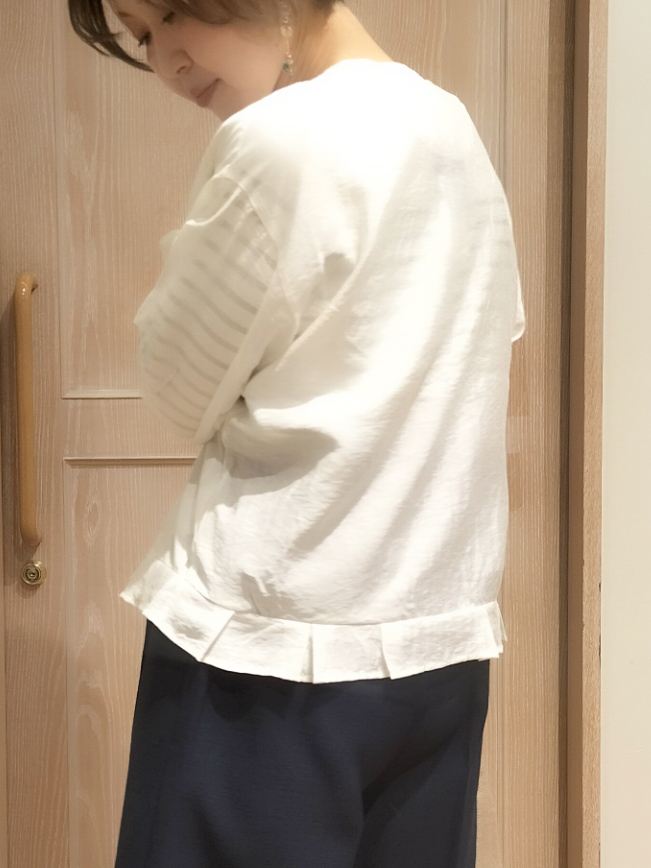 YUKIさんの「SHOO･LA･RUE｜【毎日洗える/S-LL/UV】上半身すっきり 二の腕見せない5分袖ニット」を使ったコーディネート