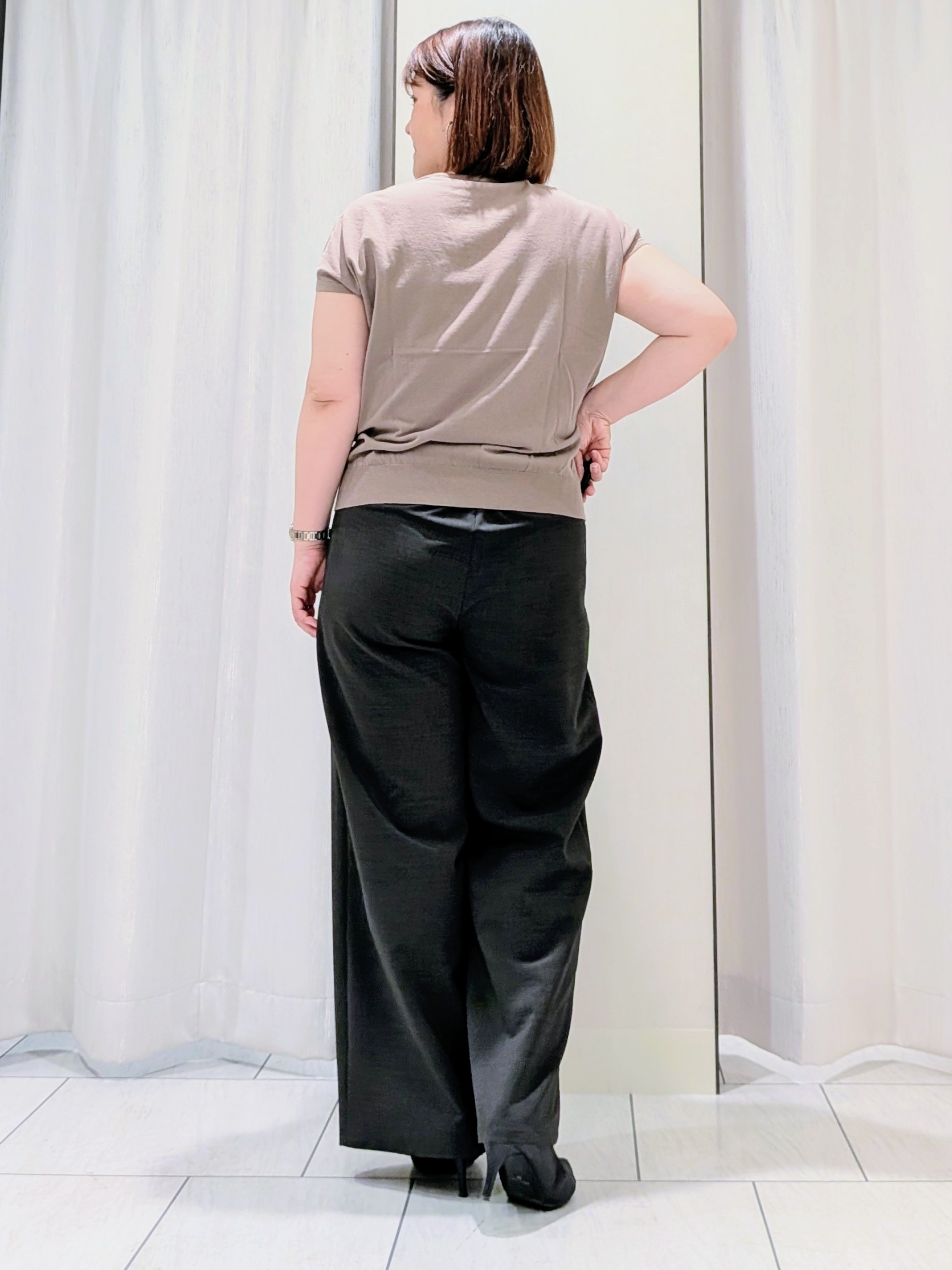 Onumaさんの「UNTITLED｜◆【9色展開/アンサンブル可】コットンクルーネックカーディガン」を使ったコーディネート
