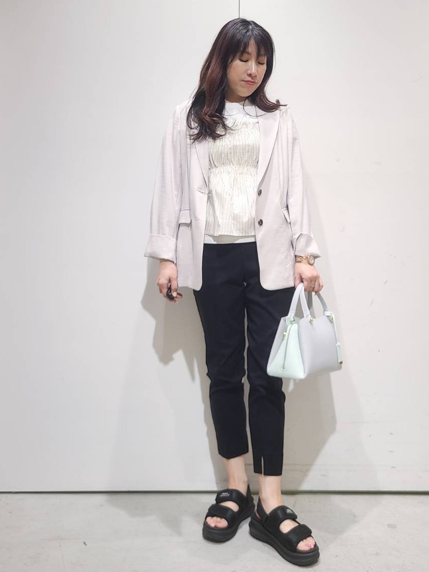 hmさんの「OPAQUE.CLIP｜ビスチェドッキングTシャツ【洗濯機OK】」を使ったコーディネート