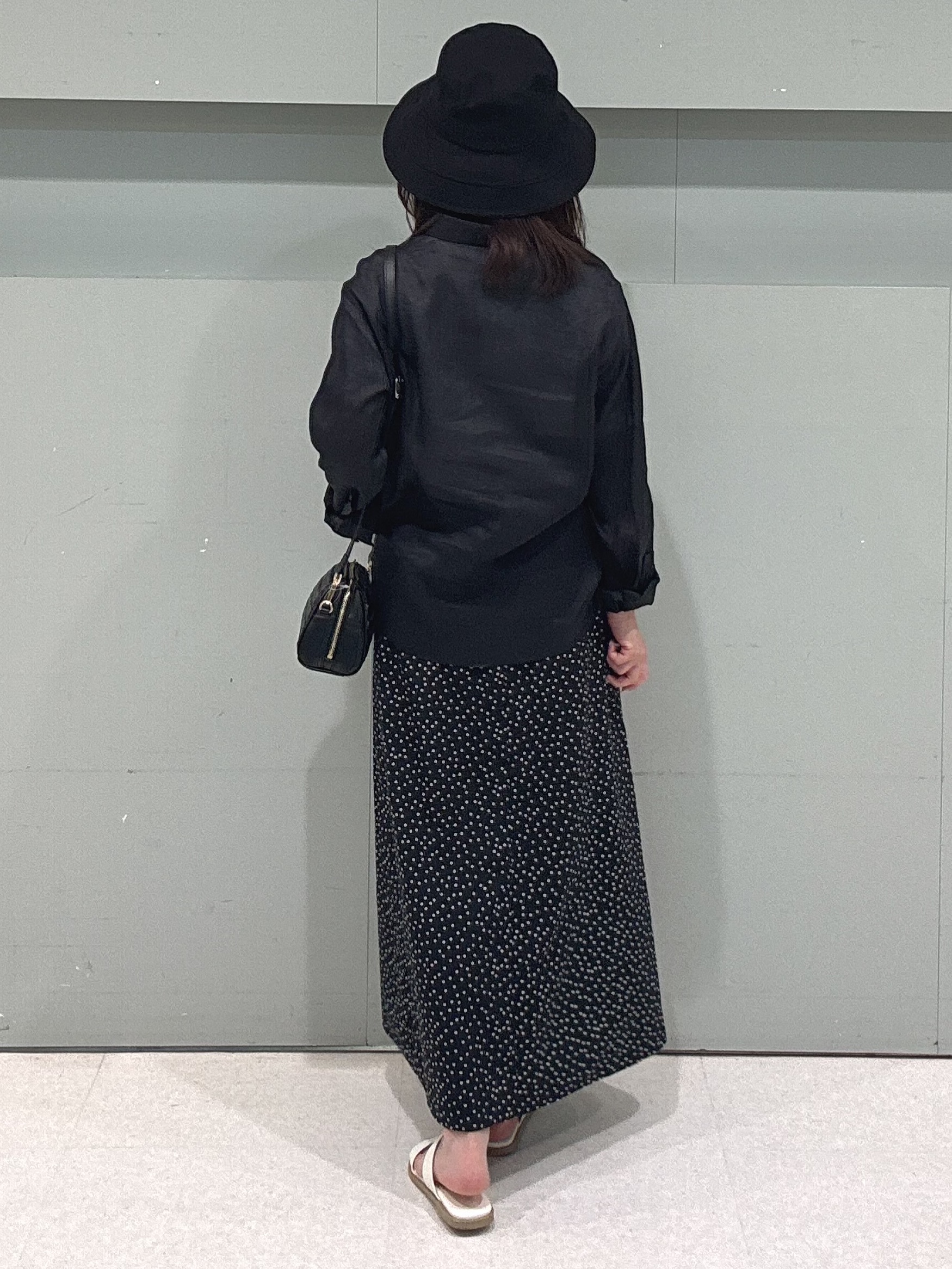 makiさんの「UNTITLED｜【ロゴ/プリント】グラフィックTシャツ」を使ったコーディネート