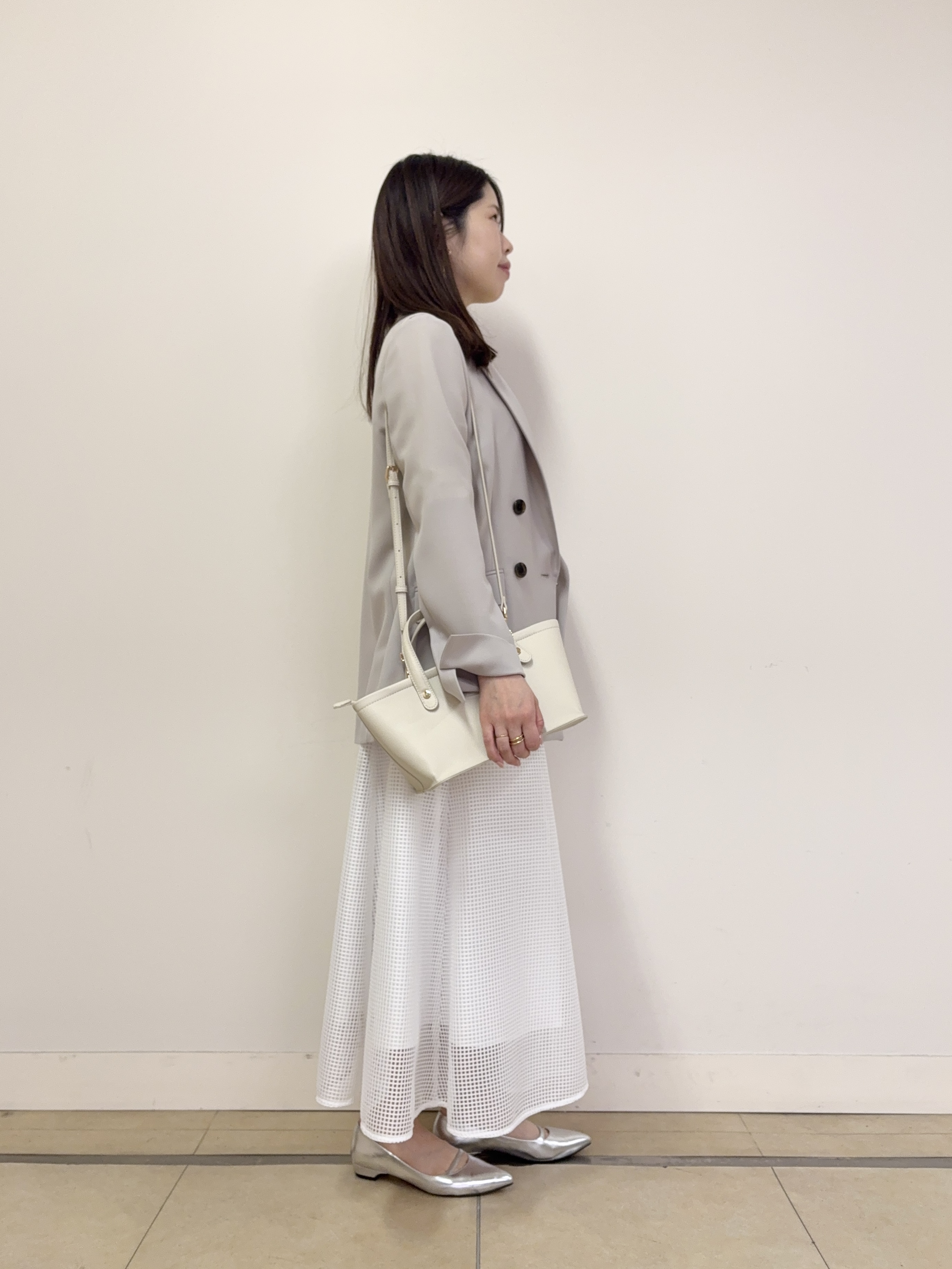 asamiさんの「UNTITLED｜【新色追加/セットアップ可】エアリー ダブルブレストジャケット」を使ったコーディネート