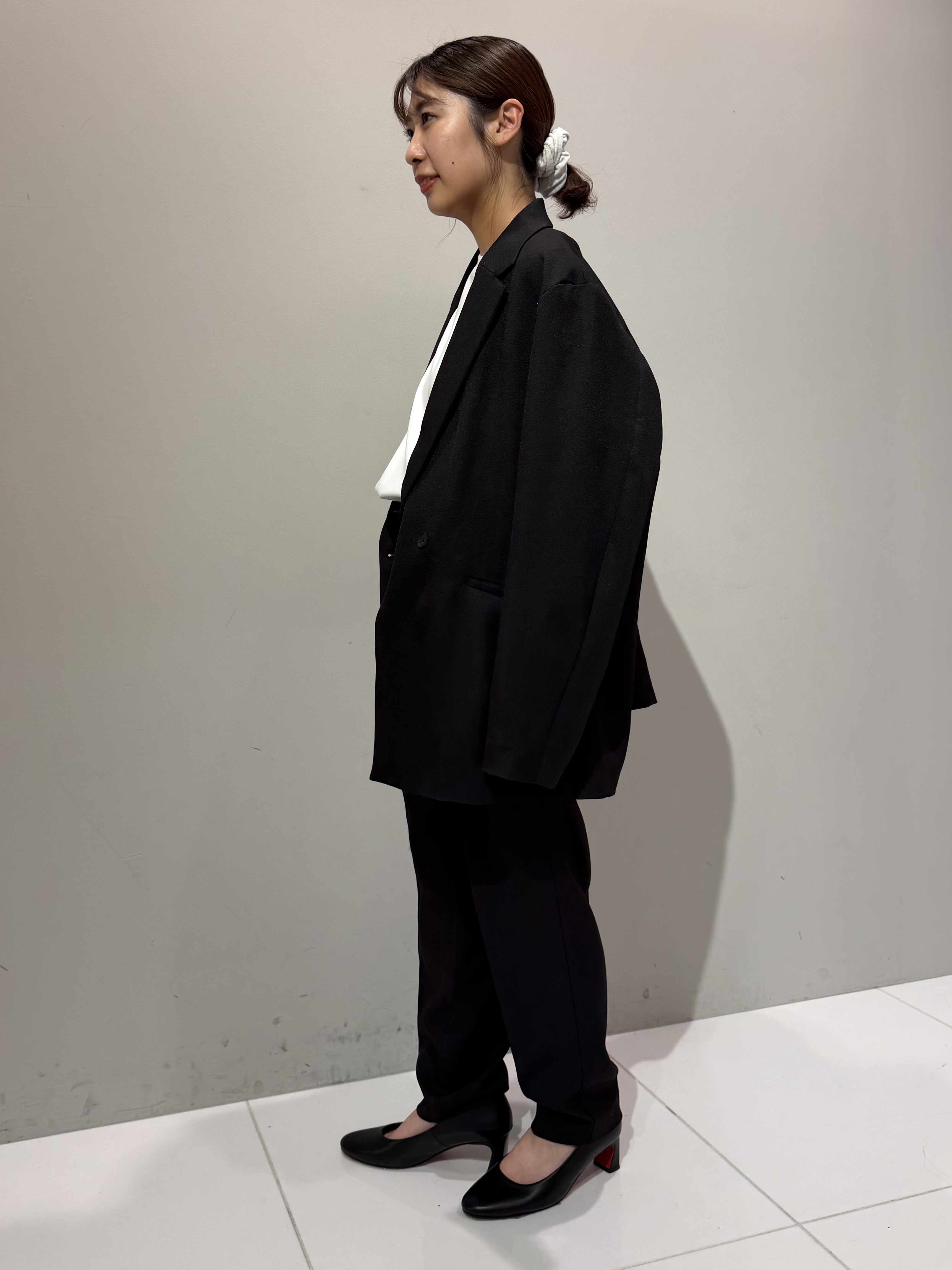 abeさんの「tk.TAKEO KIKUCHI｜【テクニック不要でおしゃれ完成！】オーバーサイズダブルセットアップ/上下2点セット/コスパ良し/ON」を使ったコーディネート