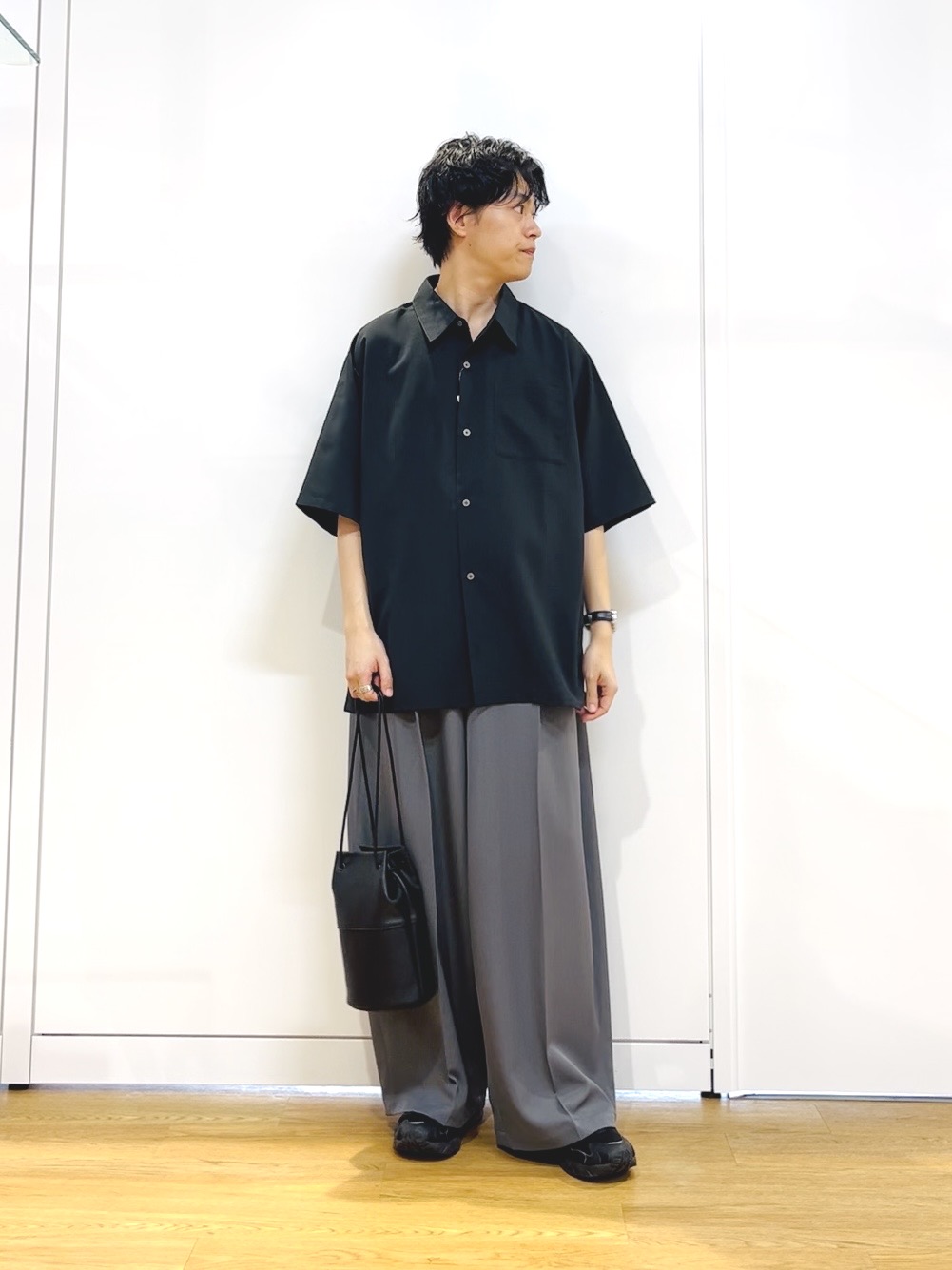 ワッキーさんの「tk.TAKEO KIKUCHI｜バギースラックス」を使ったコーディネート
