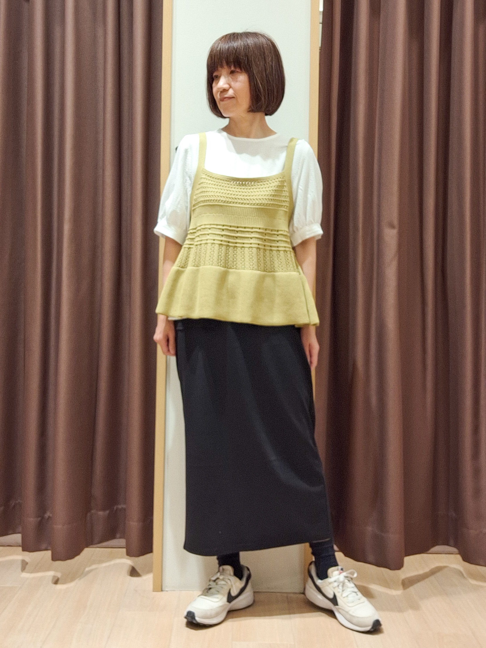 ウタさんの「grove｜【2点SET】着るだけで完成、透かし編みニットビスチェ&times;ブラウス」を使ったコーディネート