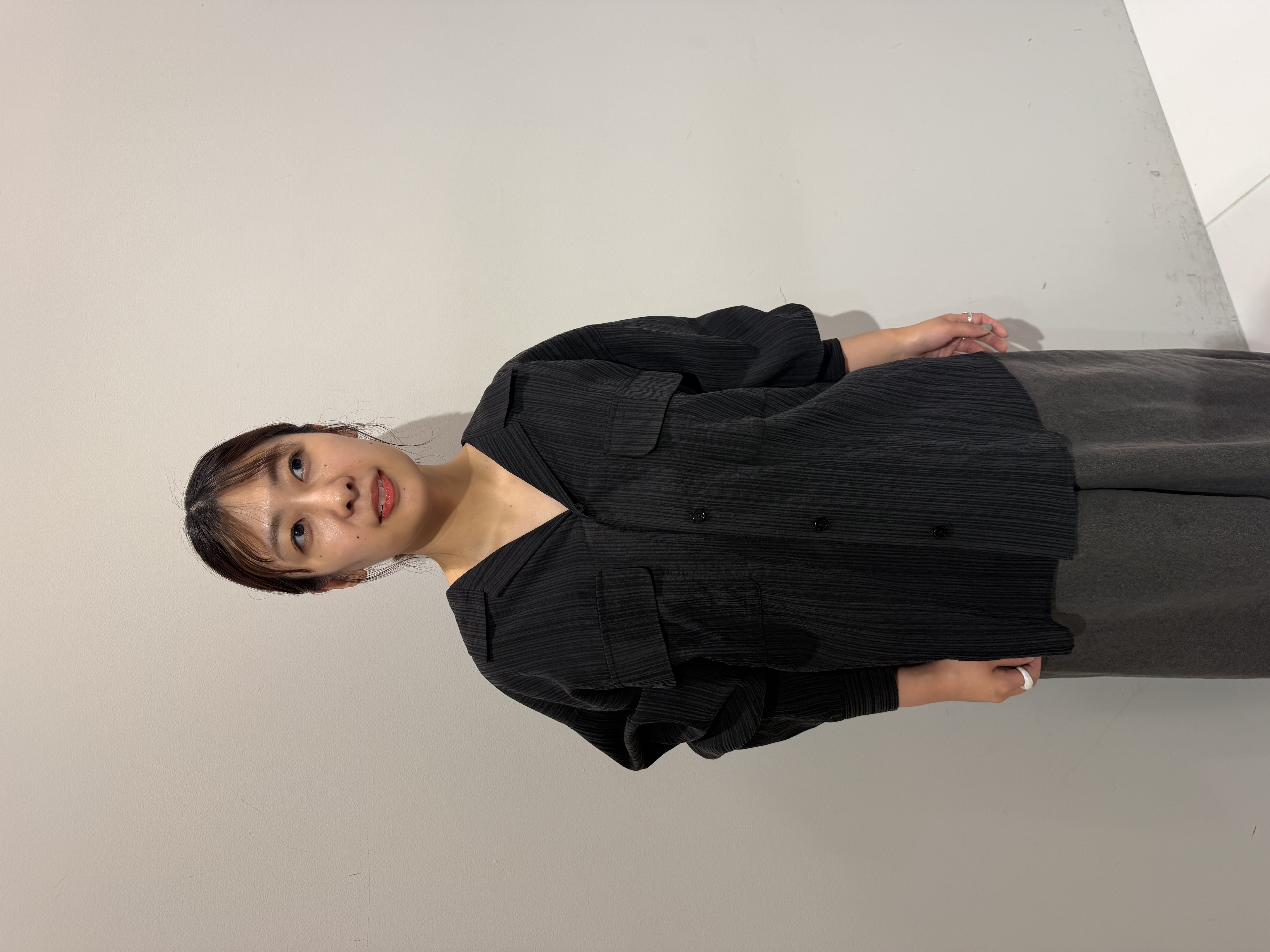 abeさんの「tk.TAKEO KIKUCHI｜シアーストライプオープンカラーシャツ/とろみ/オーバーサイズ」を使ったコーディネート