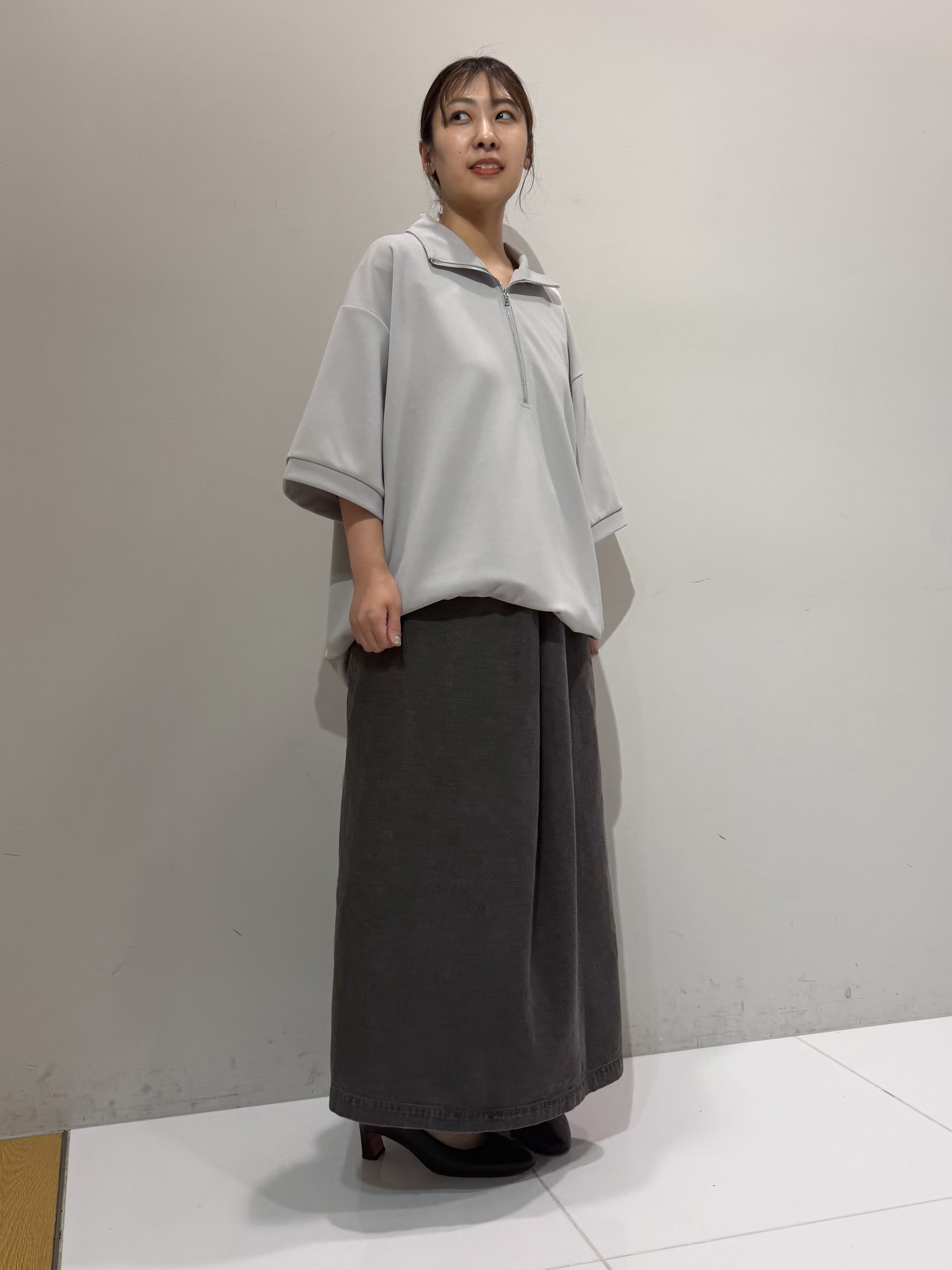 abeさんの「tk.TAKEO KIKUCHI｜【コレ1枚できまる！】ジョーゼットスタンドハーフジップカットソー/ハーフジップ/大人/夏/夏服/シン」を使ったコーディネート