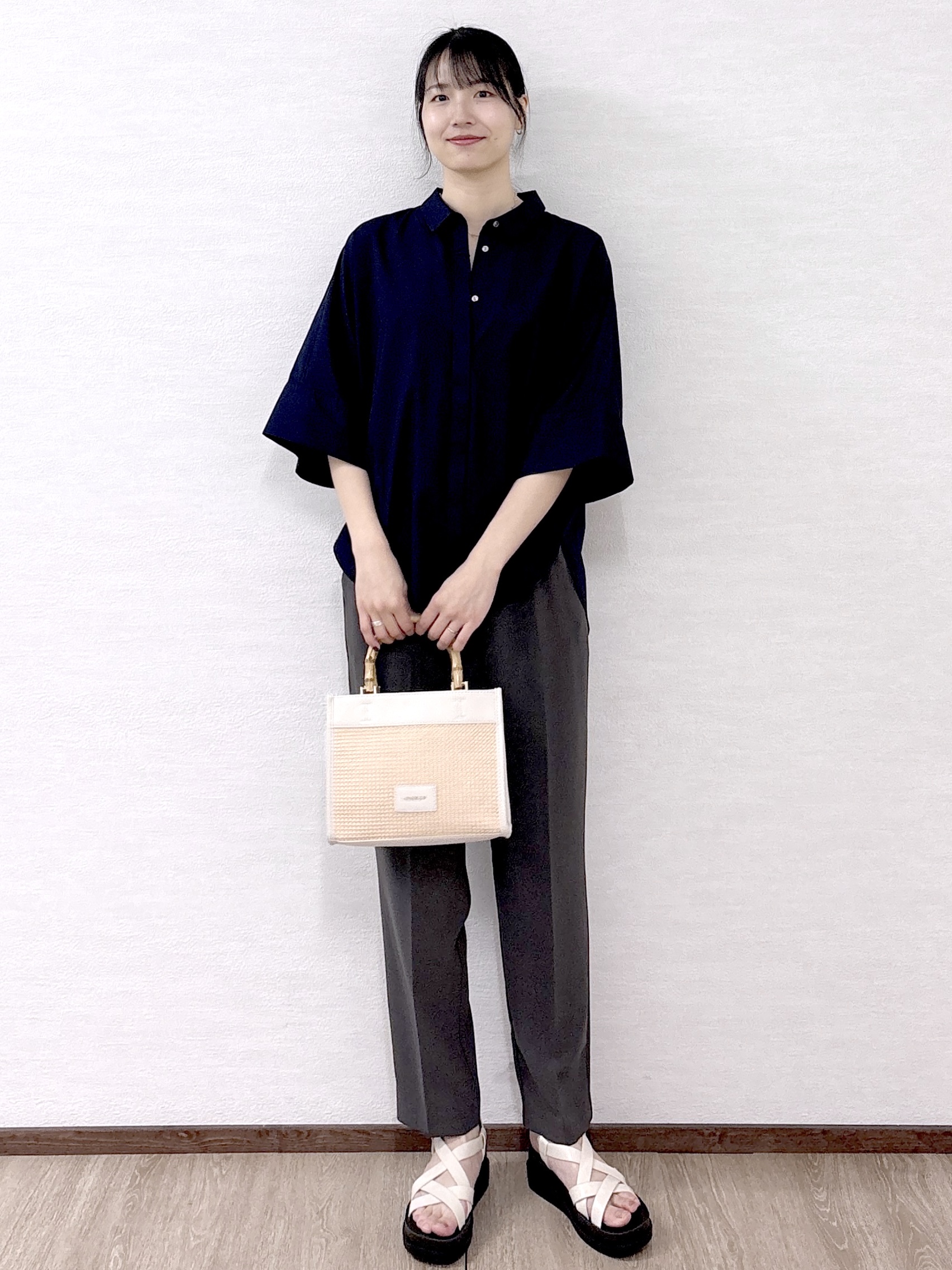 sachikoさんの「OPAQUE.CLIP｜【接触冷感】ハーフスリーブシャツ《洗濯機OK／防シワ加工》」を使ったコーディネート